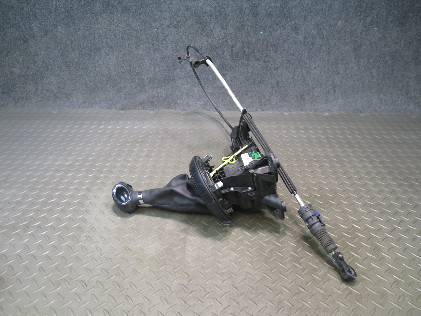 16-19 Mini Cooper F55 F56 F57 A/T Automatic Transmission Shifter w Cable OEM