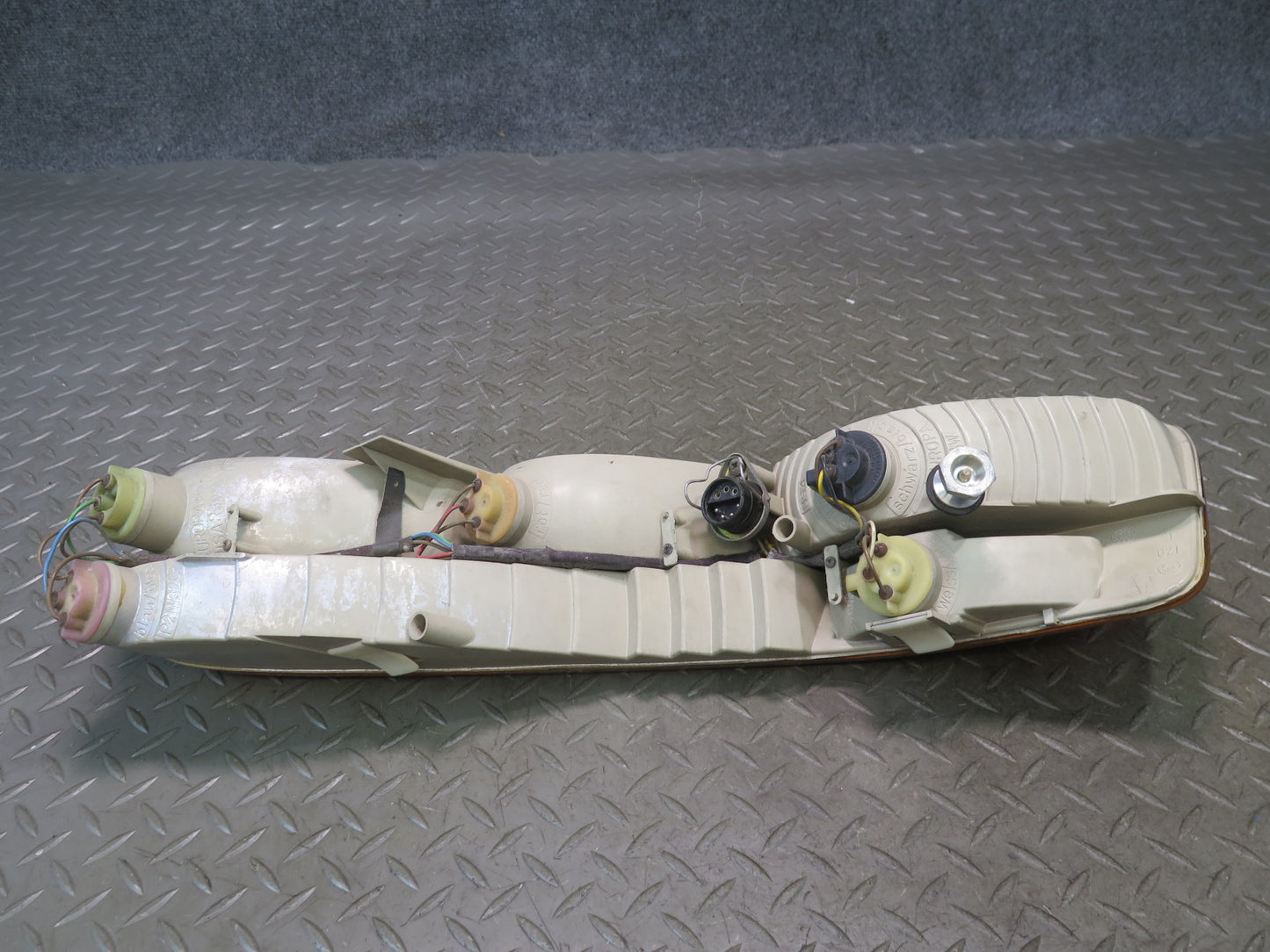 1987-1991 Porsche 928 S4 Rear Left & Right Side Tail Brake Light Lamp Set