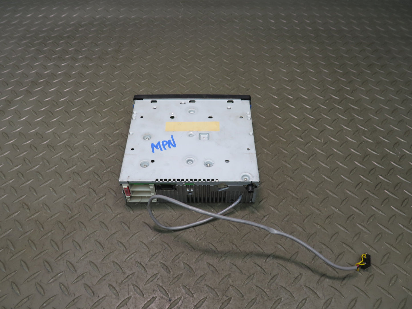 2003-2004 Porsche 911 Carrera 996 Audio Radio Receiver CDR23 CD Player
