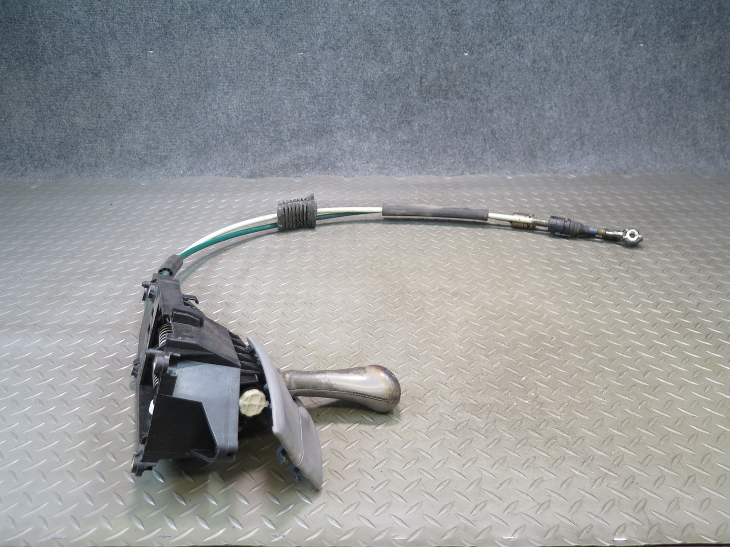 2002-2005 Porsche 911 996 6-SPEED M/T Manual Transmission Shifter Cable Assembly