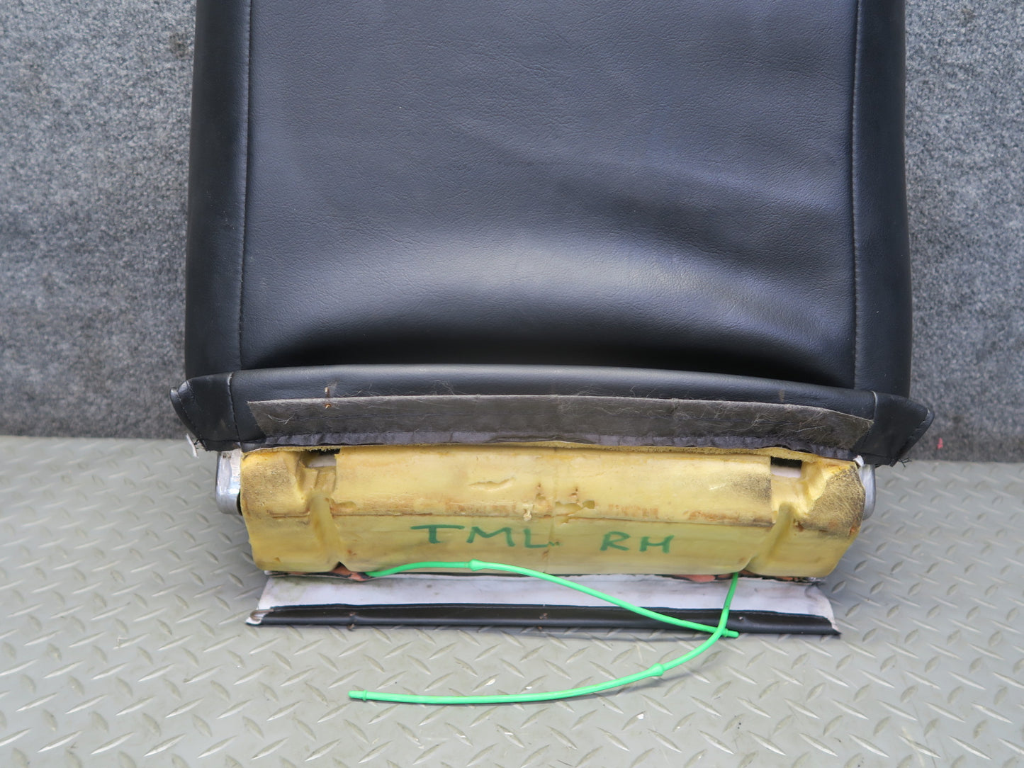 00-02 Toyota MR2 Spyder Right Passenger Leather Seat Upper Cushion Black OEM