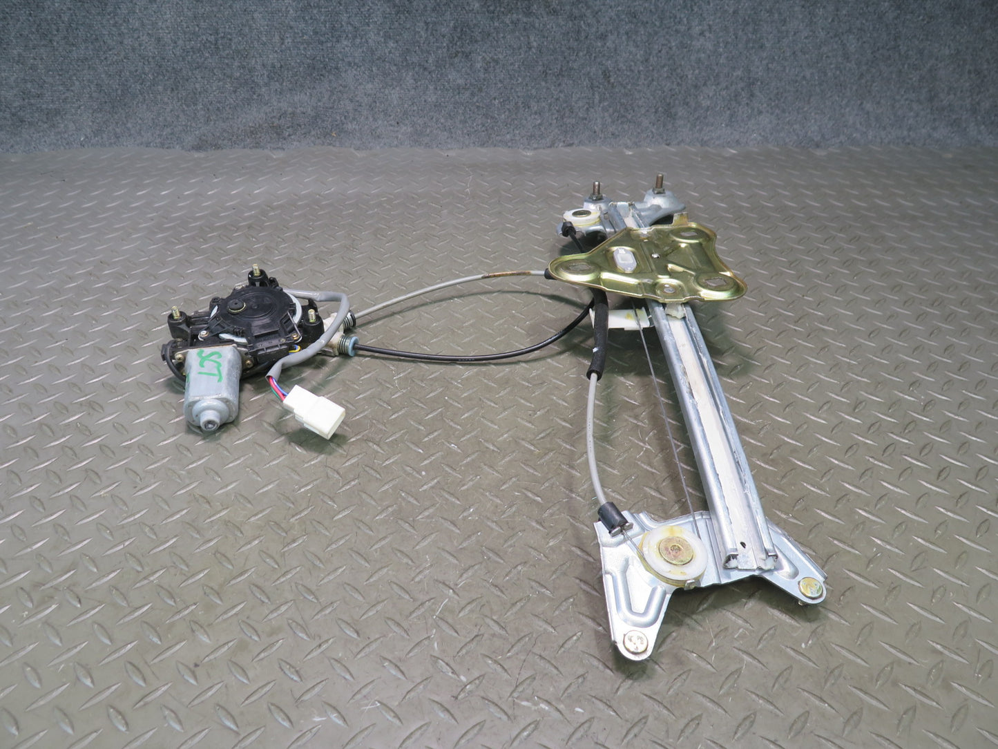 02-10 Lexus UZZ40L SC430 Front Left Driver Door Window Regulator w Motor OEM