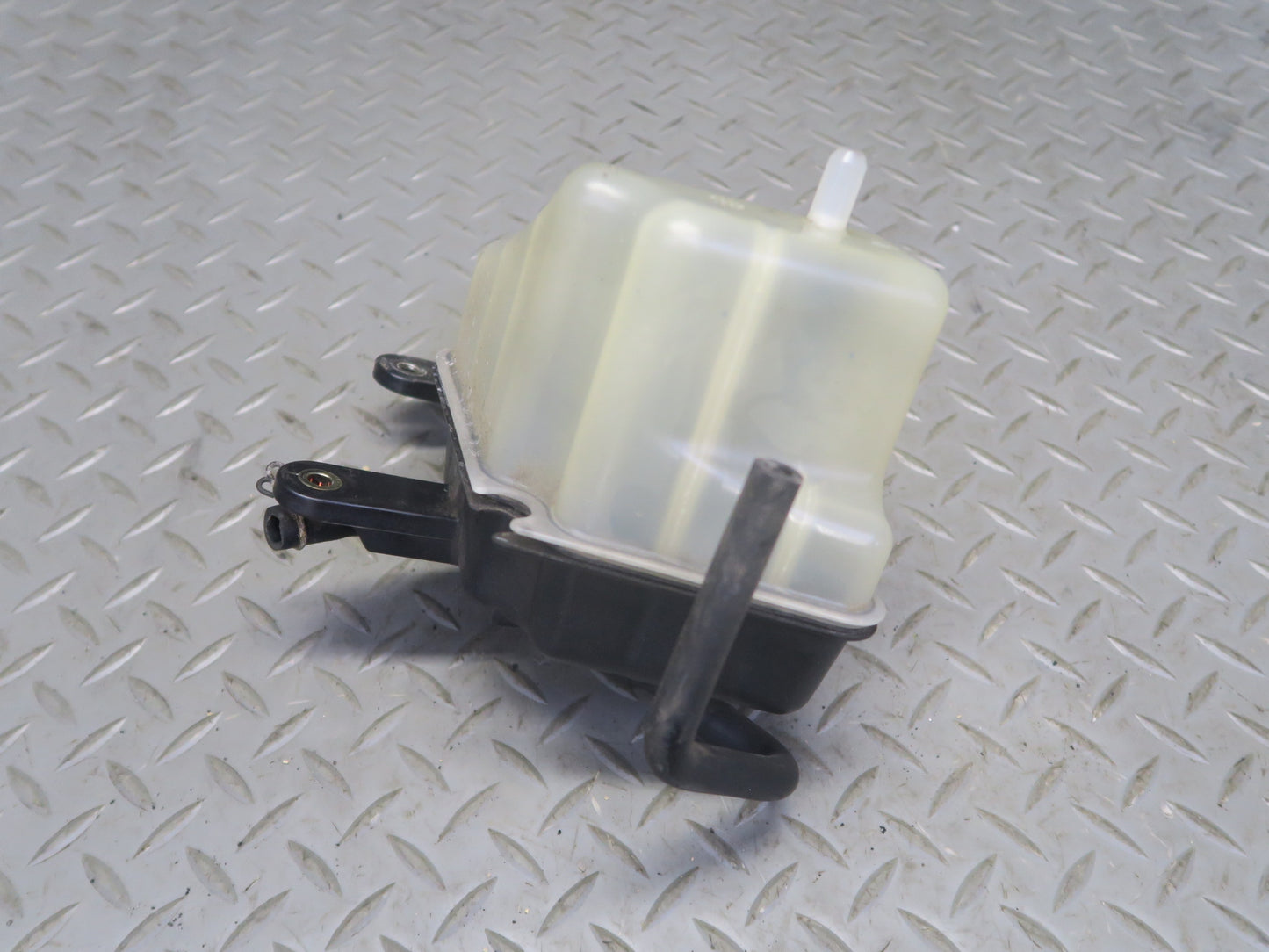 02-10 Lexus Z40 SC430 Engine Coolant Expansion Overflow Reservoir Tank OEM