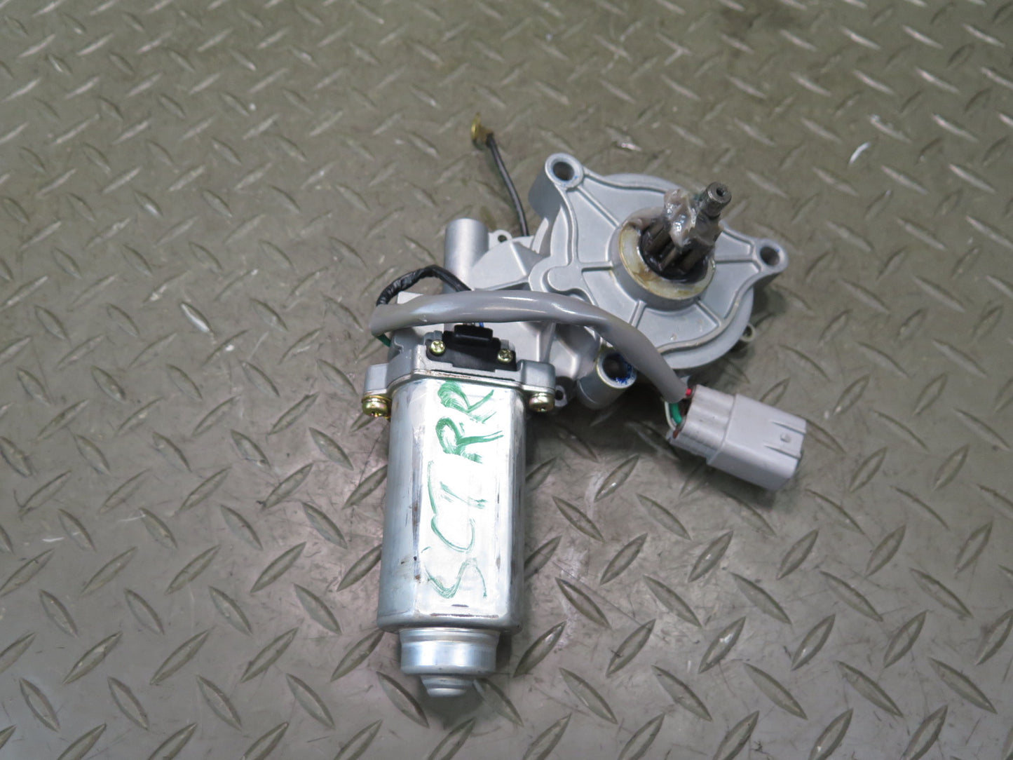 02-10 Lexus UZZ40L SC430 Convertible TOP Roof Right Hinge Drive Motor OEM