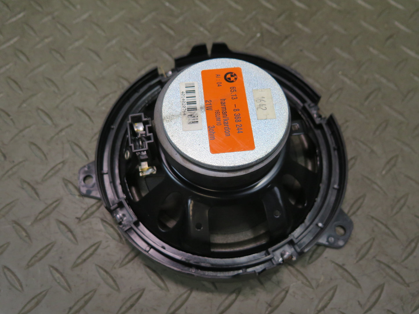 01-06 BMW E46 330CI Convertible Set of 2 Rear Harman Kardon Speaker 8368244 OEM