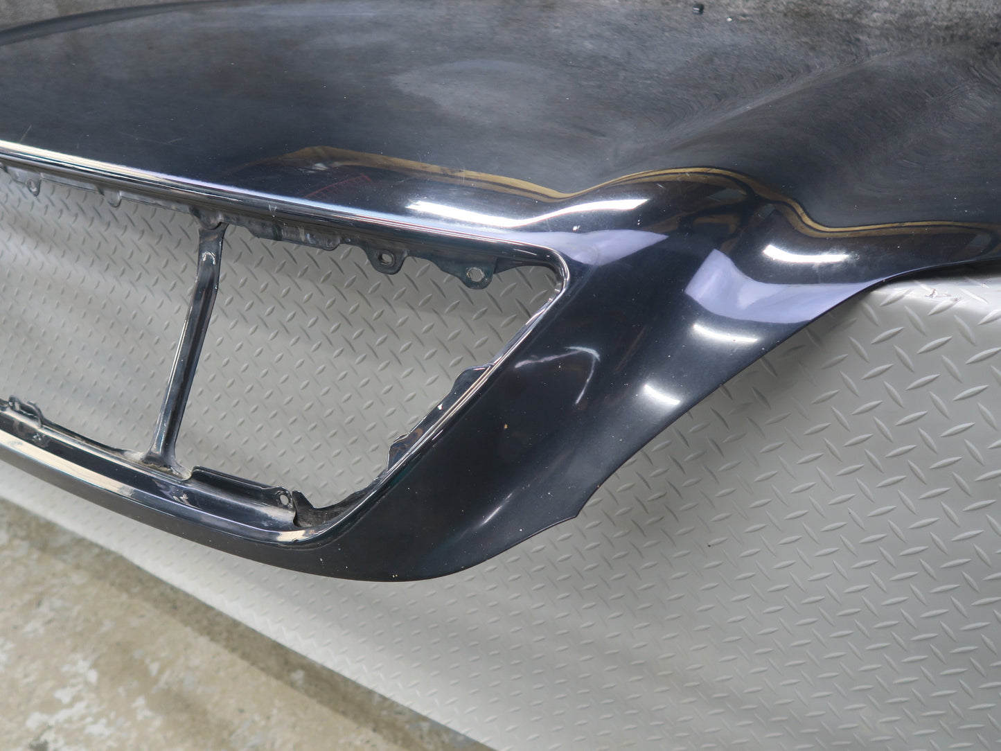 04-06 Lexus UCF30L LS430 Front Hood Bonnet Shell Panel Black OEM