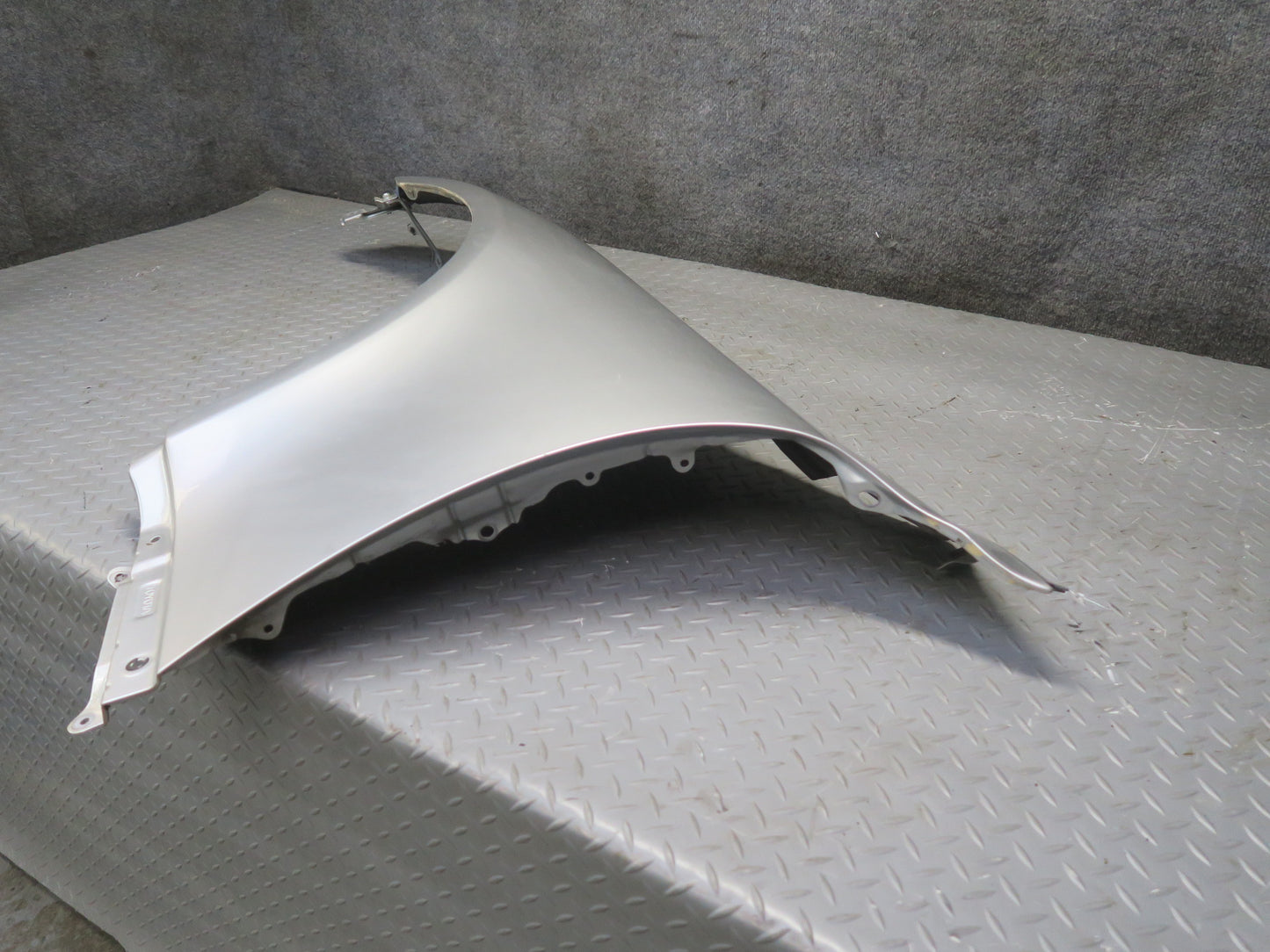 02-10 Lexus UZZ40L SC430 Front Left Driver Side Fender Shell Panel Silver OEM