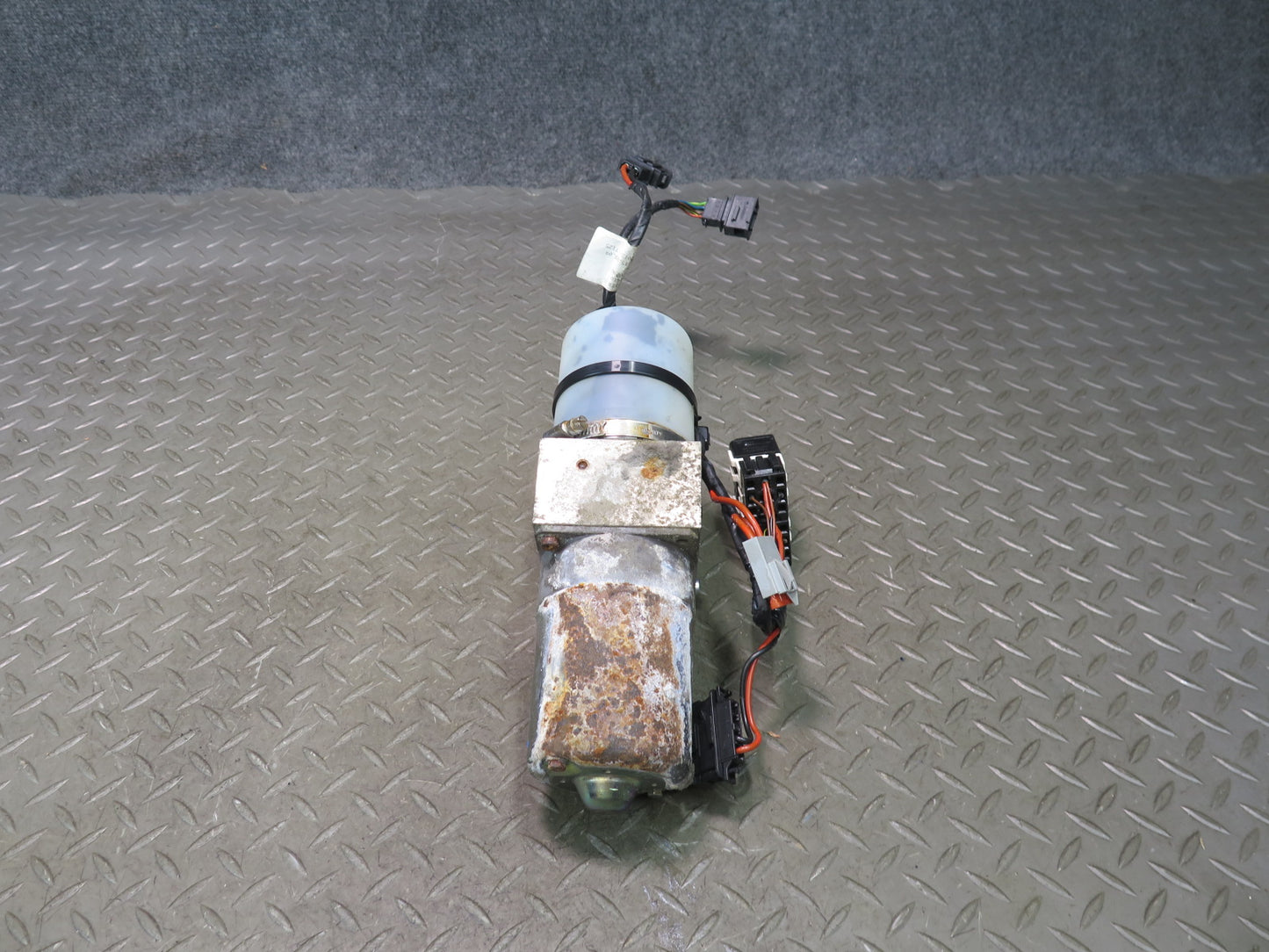 10-17 Audi S5 RS5 8F7 Convertible TOP Roof Hydraulic Pump Motor w Cover OEM