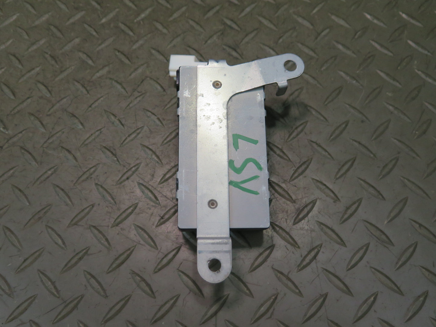 04-06 Lexus UCF30L LS430 Door Control Receiver Module 89741-50460 OEM