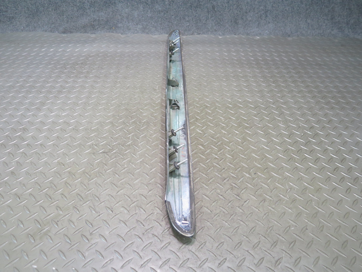 04-06 Lexus UCF30L LS430 Rear Trunk License Light Trim Molding Cover Panel OEM