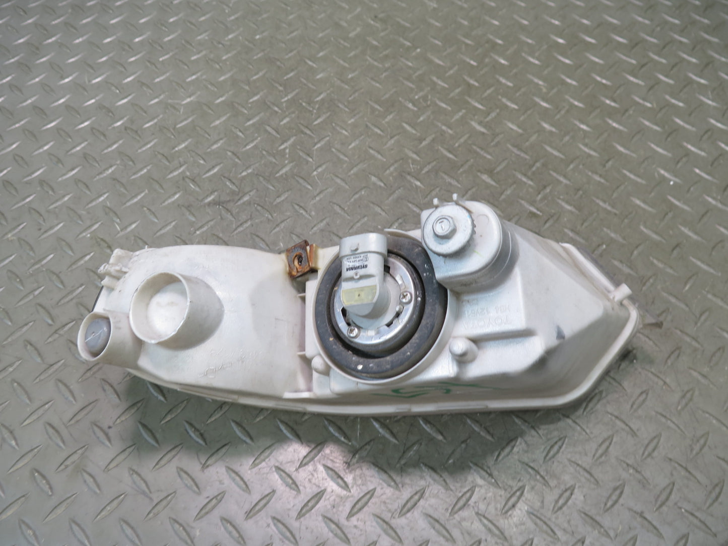 04-06 Lexus LS430 UCF30L Set of 2 Front Left & Right Fog Light Lamp OEM