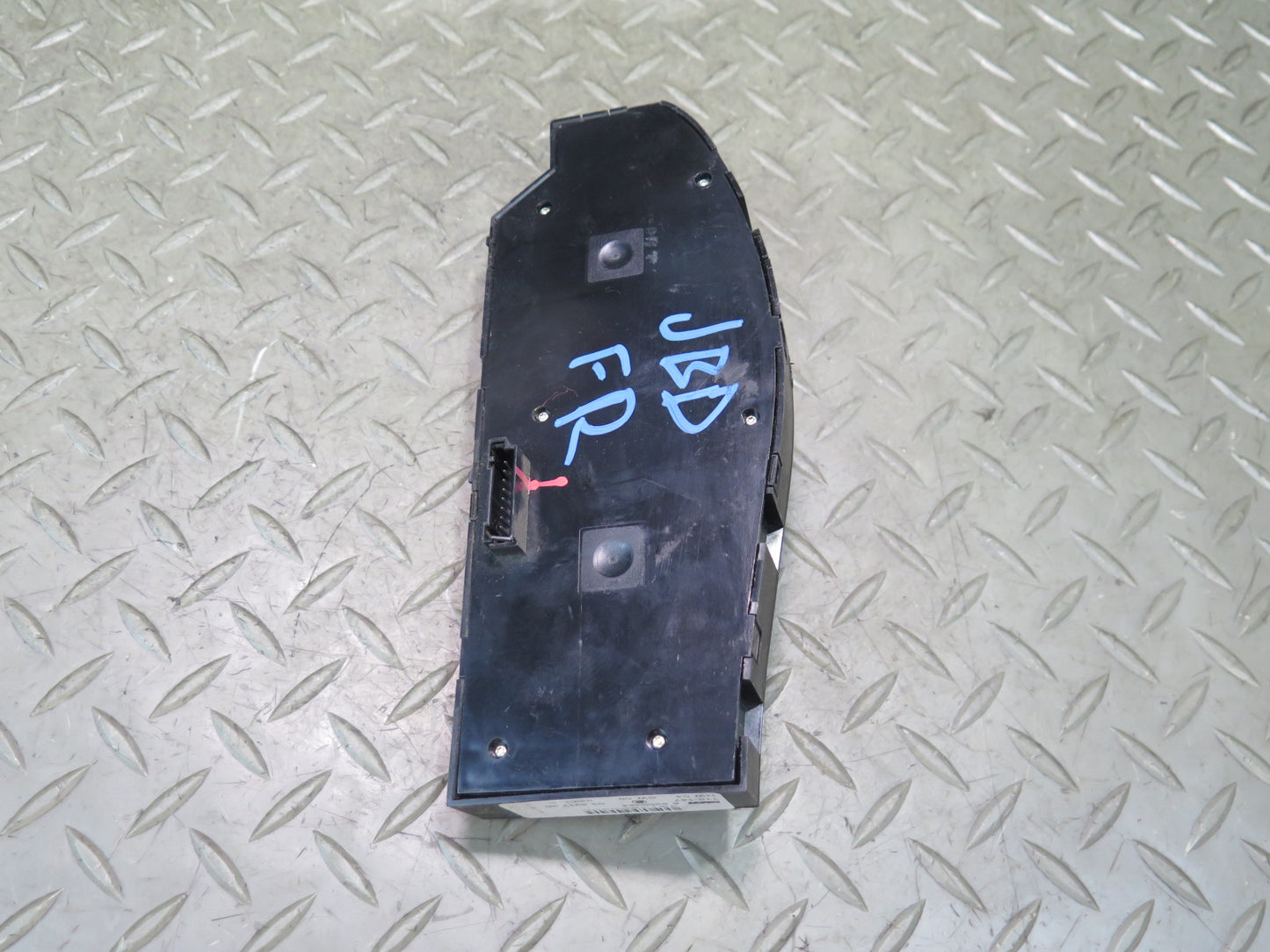 01-06 BMW E46 330ci Convertible Front Right Seat Adjustment Control Switch OEM