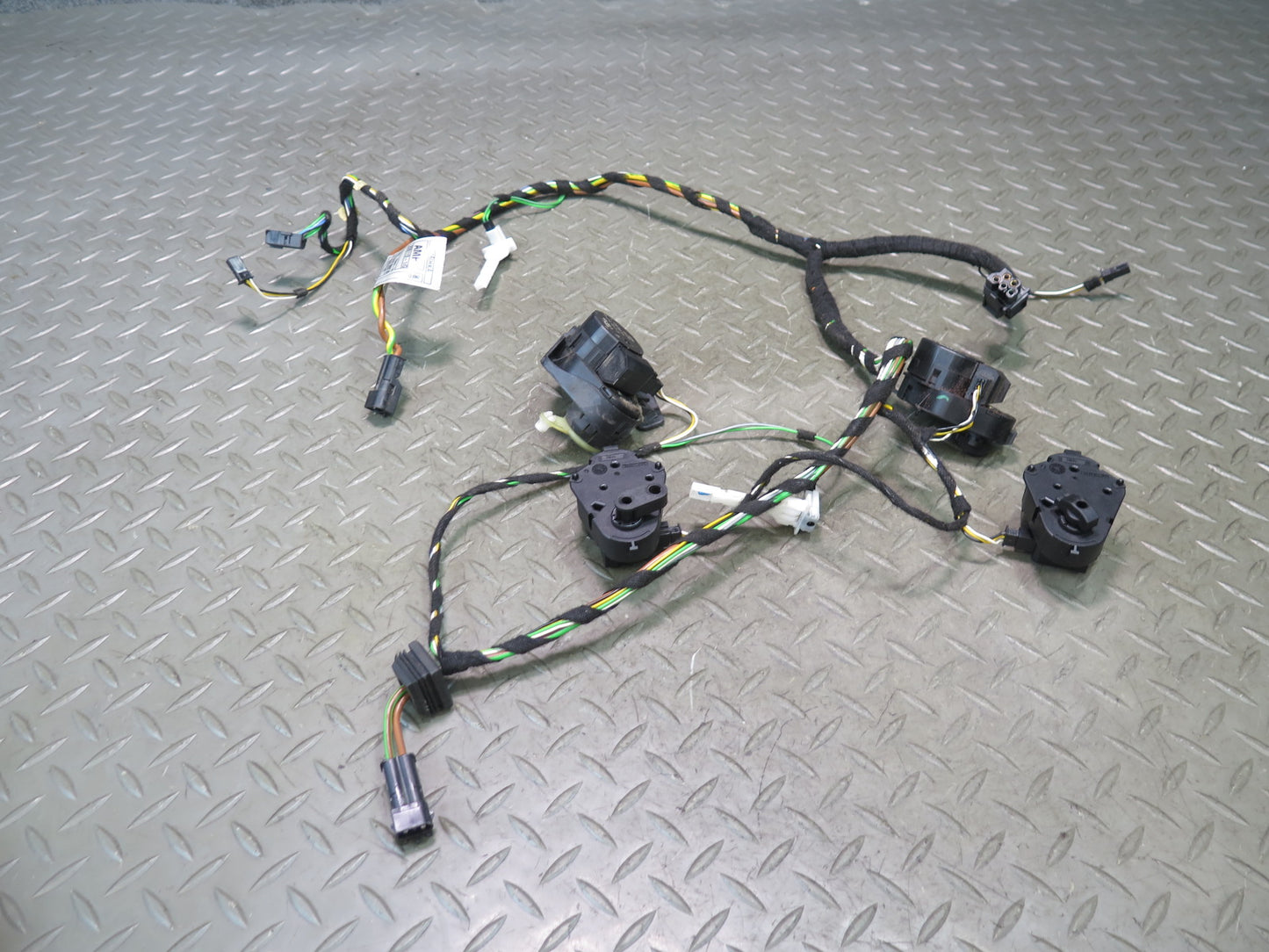 01-06 BMW E46 330ci A/C Heater Flap Door Actuator Motor Wiring Set OEM