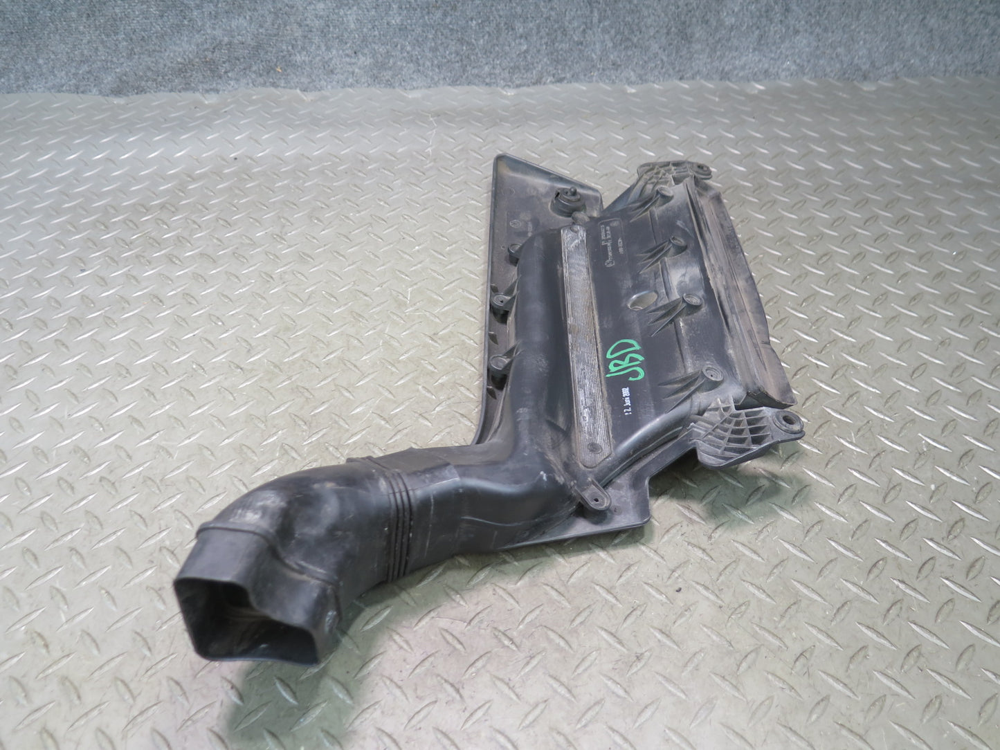 01-06 BMW E46 330Ci M54 Air Intake Inlet Manifold Duct 7501988 OEM