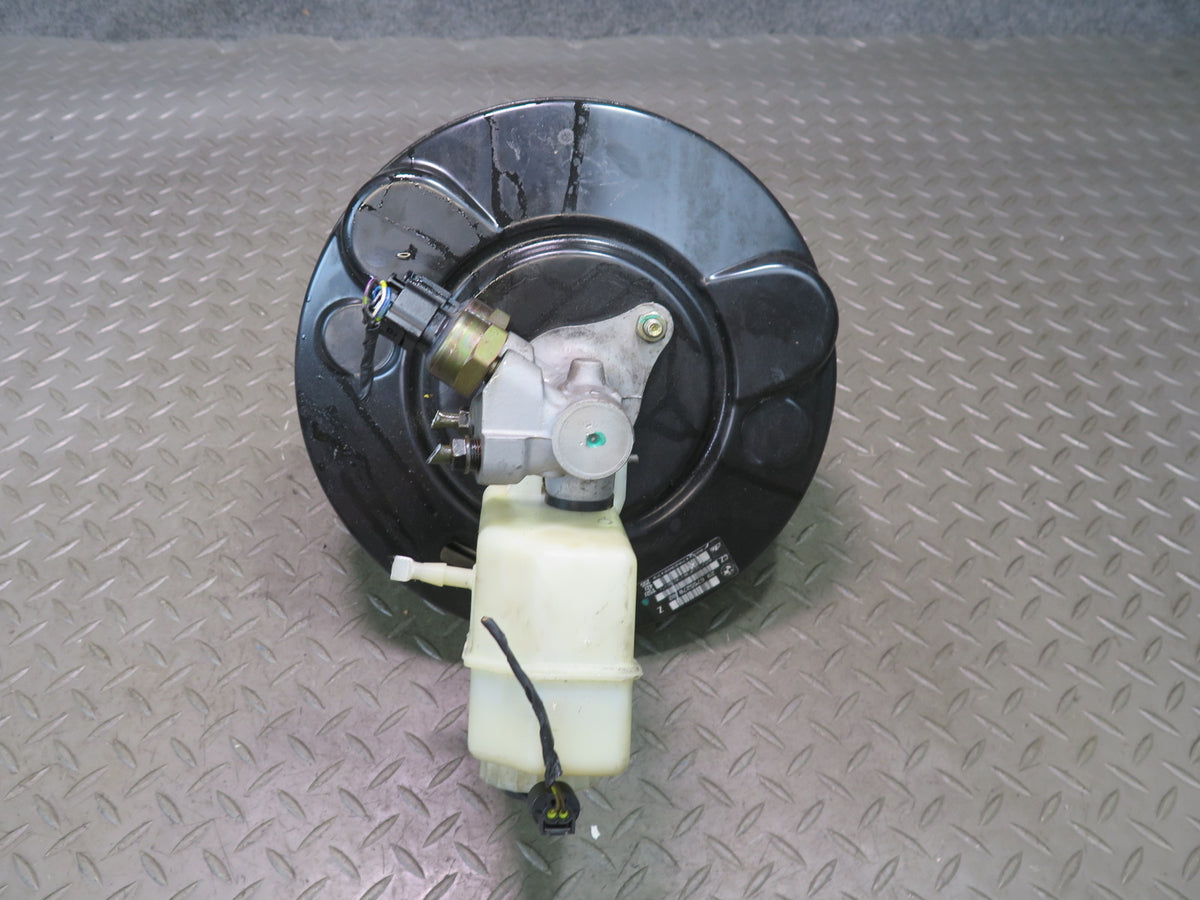 01-06 BMW E46 330ci Brake Master Cylinder Booster Fluid Reservoir OEM