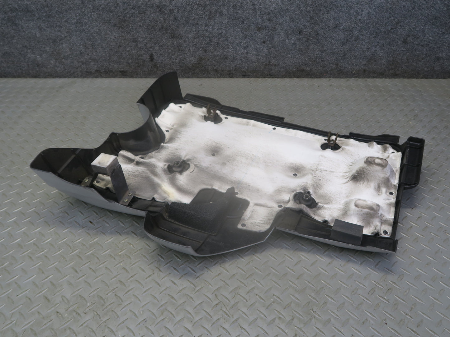 01-06 Lexus UCF30L LS430 Engine Motor Upper Trim Cover Panel 11209-50140 OEM