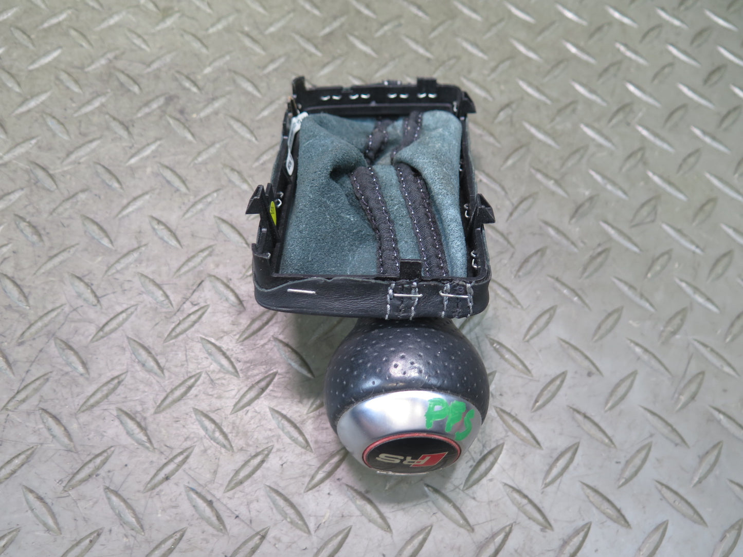 13-15 Audi RS5 8F7 Automatic Transmission Shifter Boot w Knob OEM