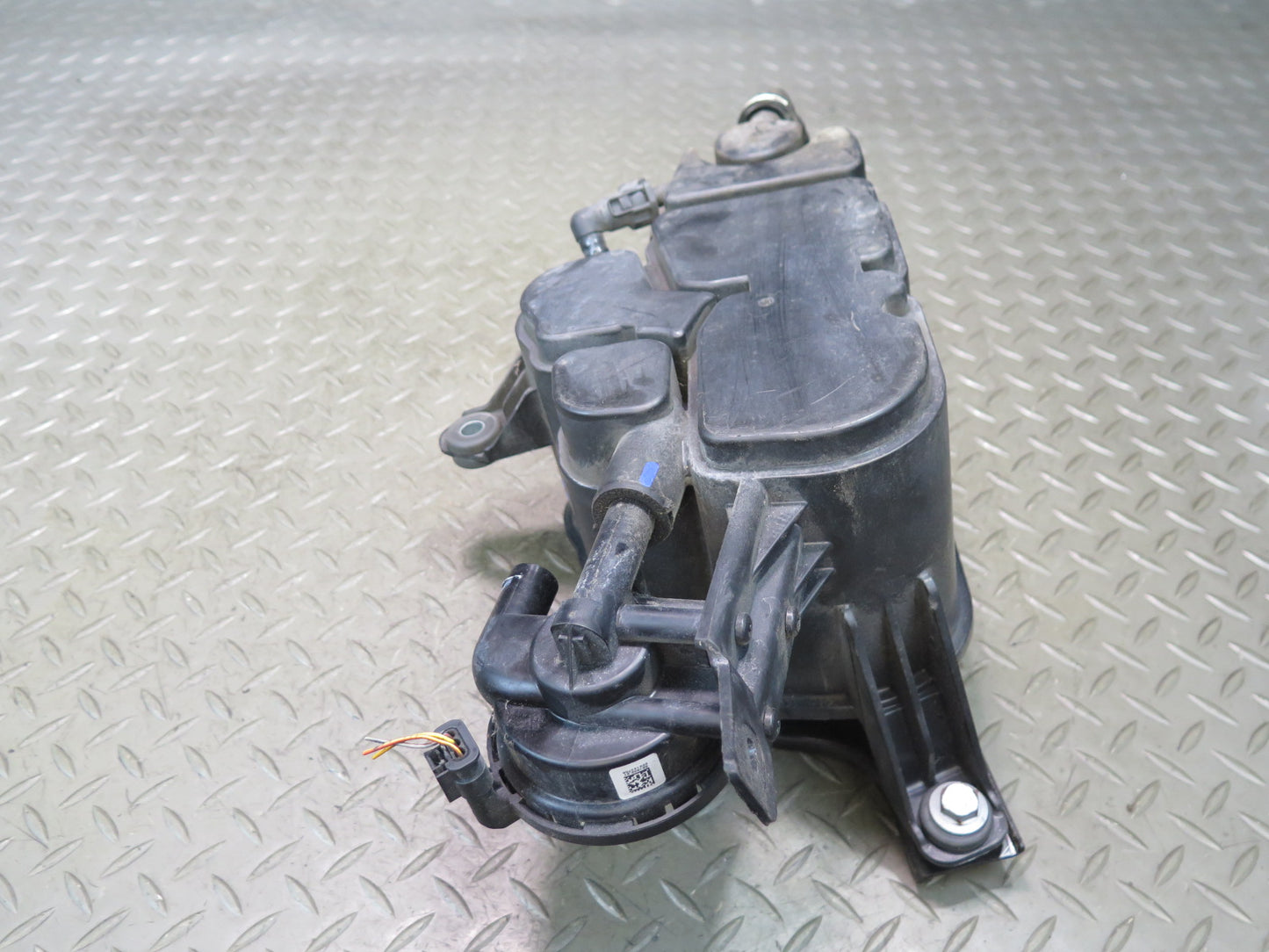 13-15 Audi A5 S5 RS5 8F7 Fuel Evap Vapor Charcoal Canister OEM