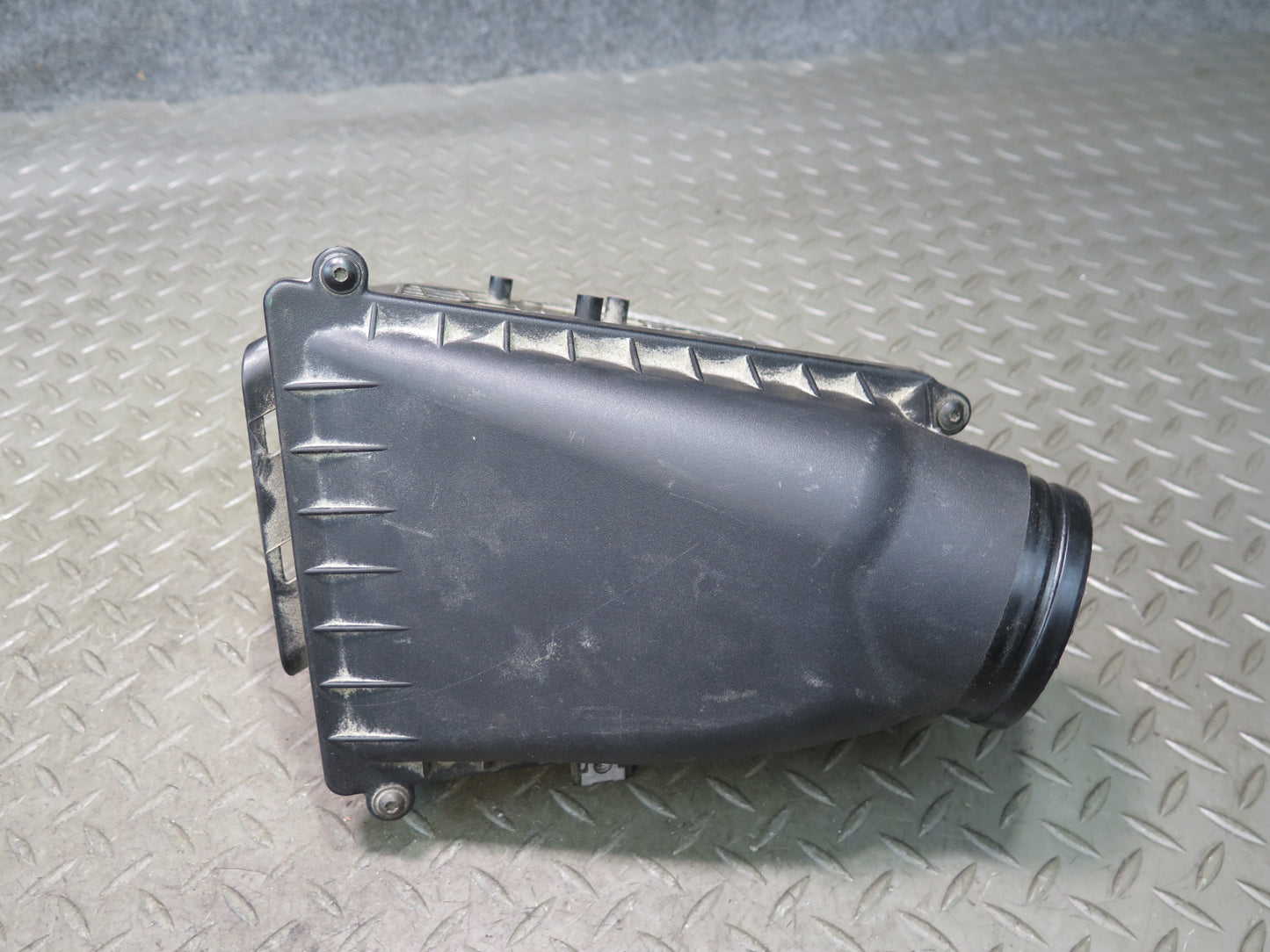 13-15 Audi RS5 8F7 4.2L V8 Right Air Filter Housing Intake Box Assembly OEM
