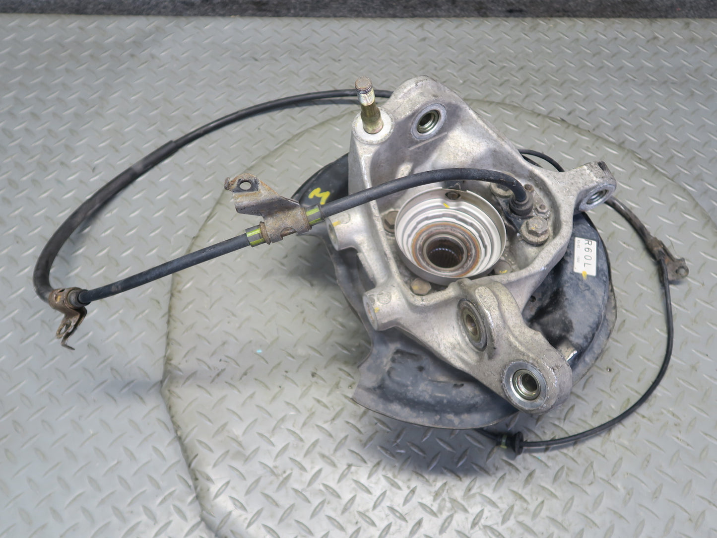 01-06 Lexus UCF30L LS430 RWD Rear Left Spindle Knuckle Wheel Hub Bearing OEM