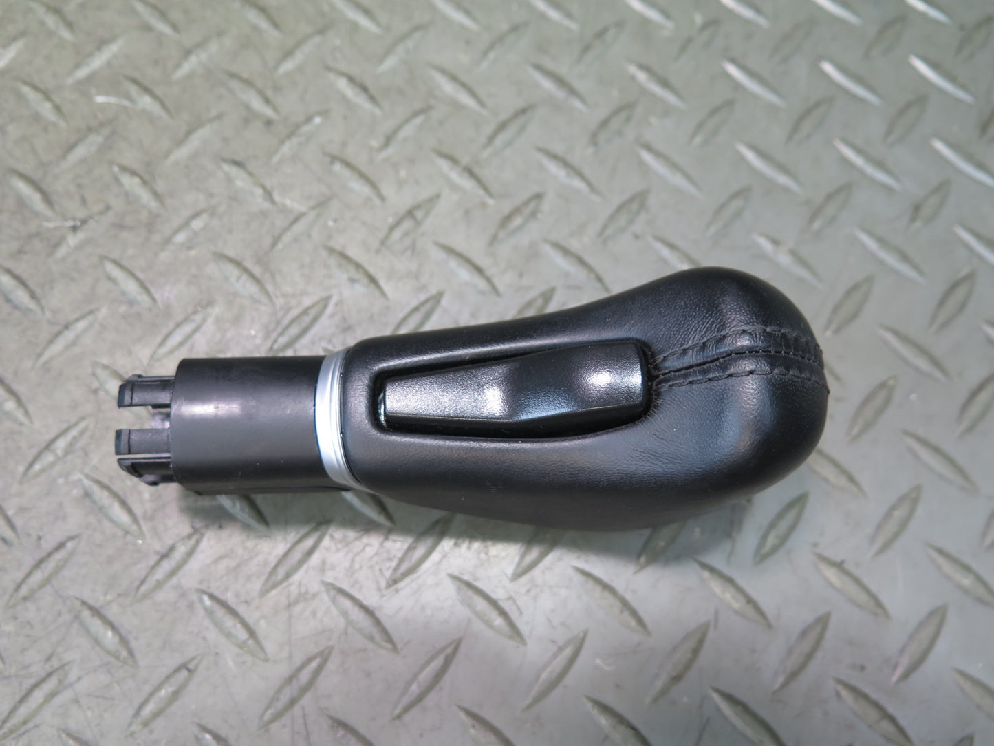 2014-2017 Maserati Ghibli M157 Automatic Transmission Floor Gear Shifter Knob