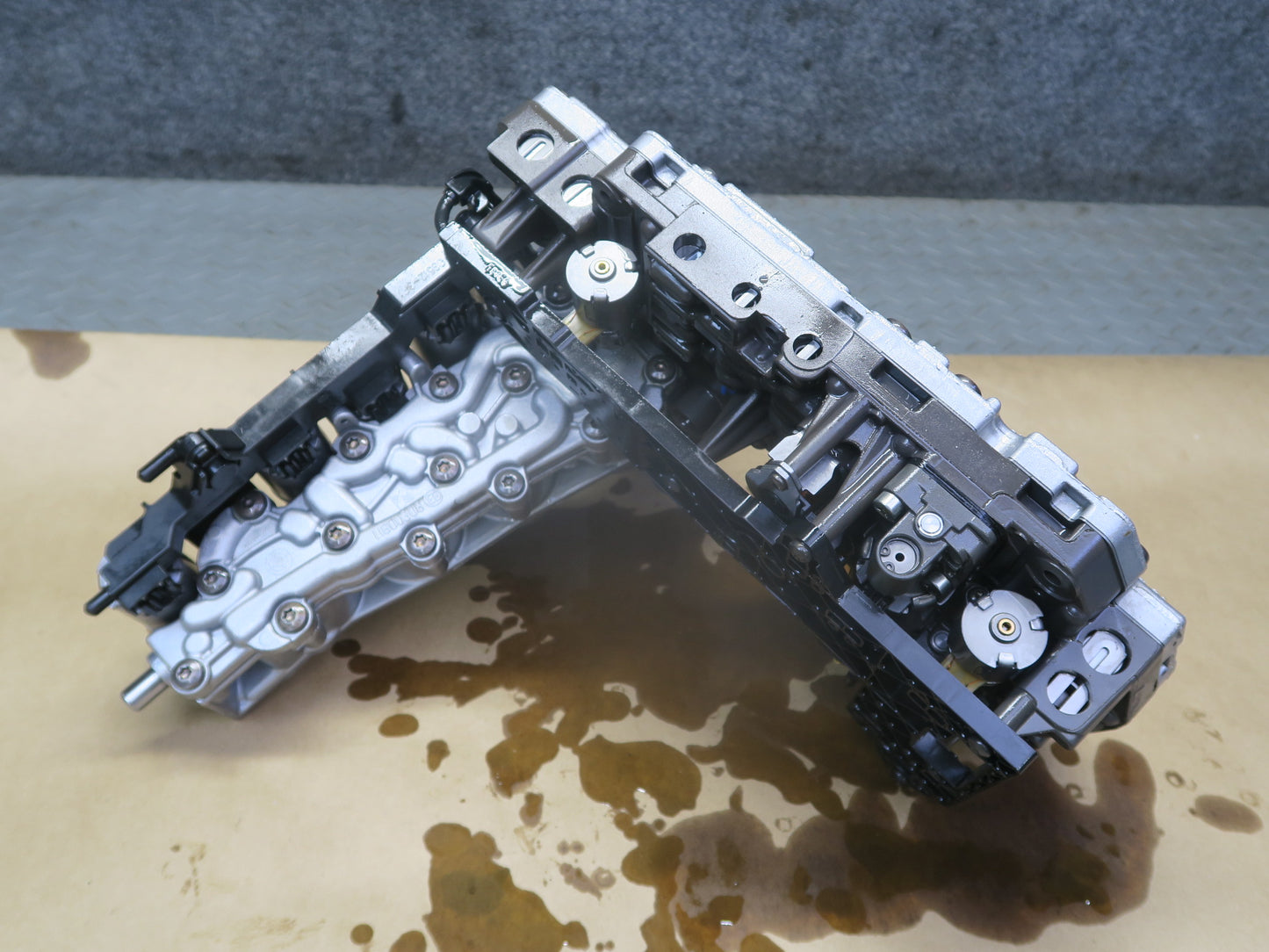 13-15 Audi RS5 8F7 Automatic Transmission Valve Body Mechatronic 45K Miles OEM