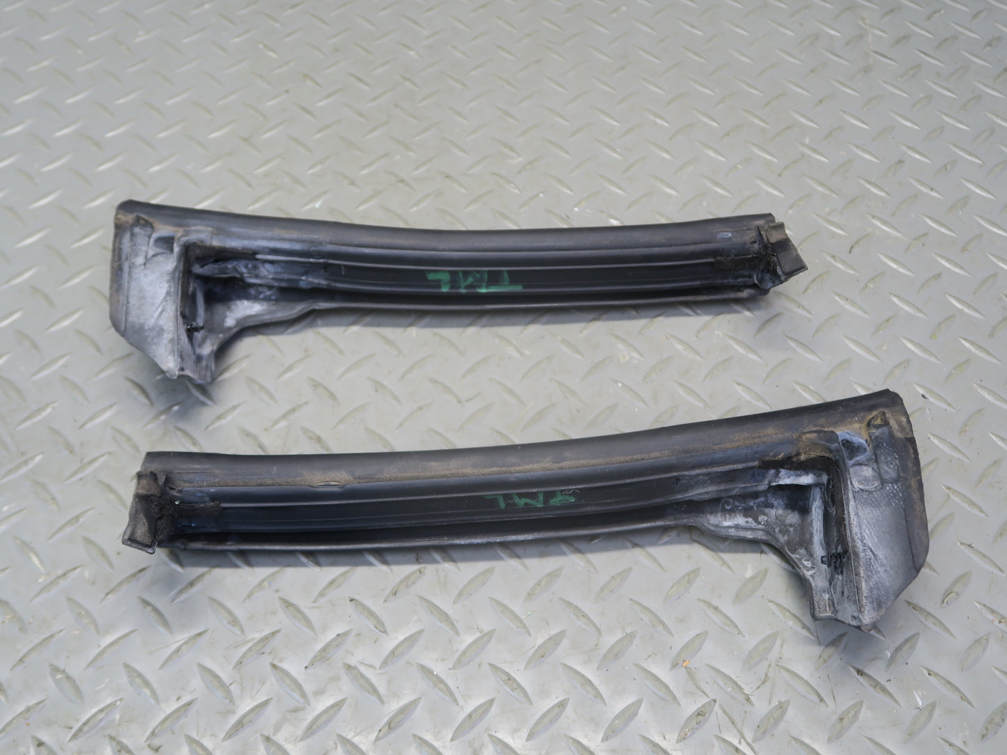 00-02 Toyota MR2 Spyder ZZW30L Convertible Set of 4 Weatherstrip Rubber Seal OEM