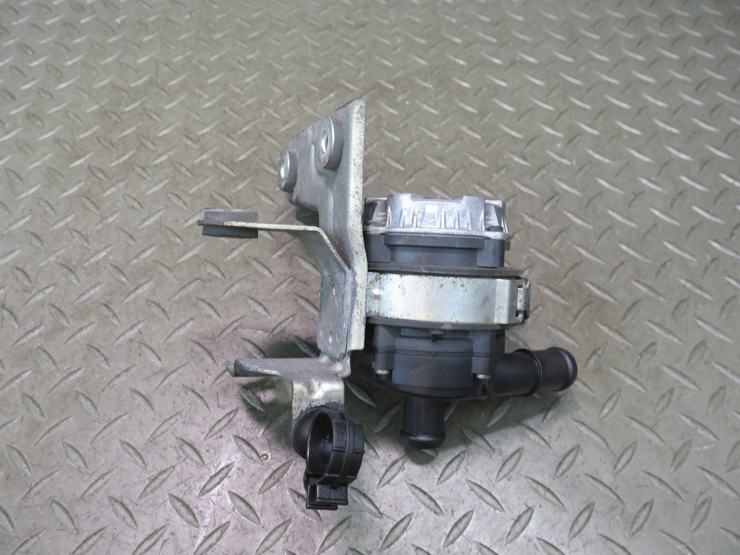2014-2017 Maserati Ghibli M157 Secondary Auxiliary AUX Coolant Water Pump
