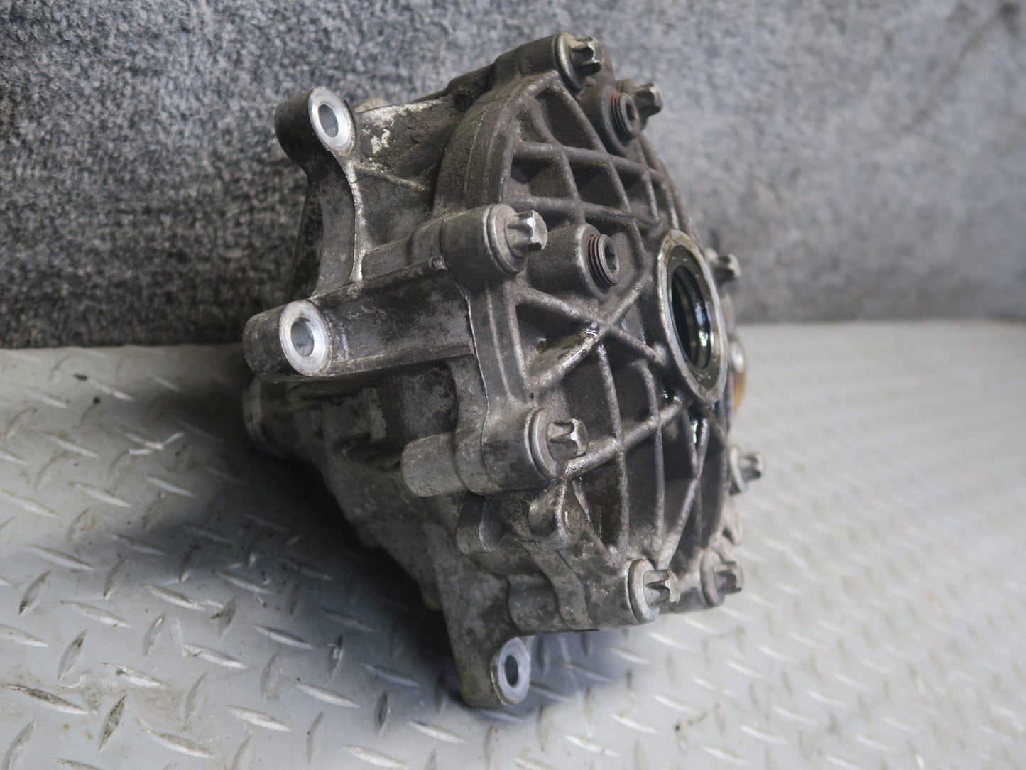 2014-2020 Maserati Ghibli M157 SQ4 AWD Front Differential Carrier 2.80 Ratio