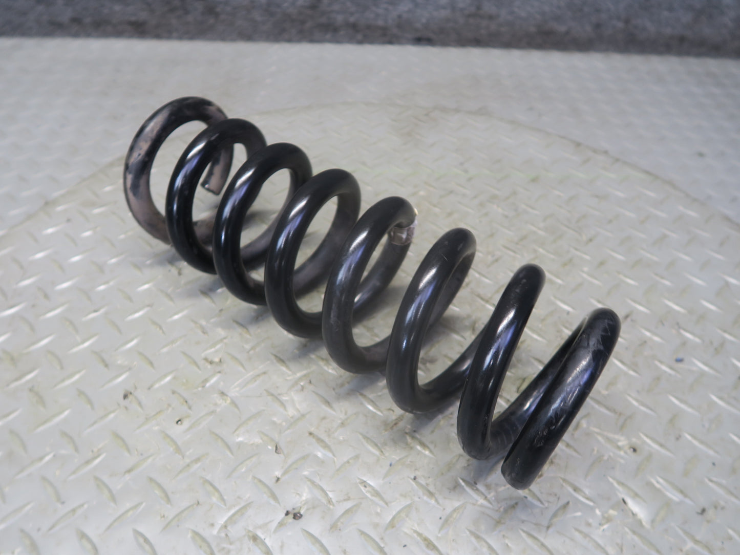 2014-2017 Maserati Ghibli M157 AWD Rear Left & Right Coil Spring Set of 2