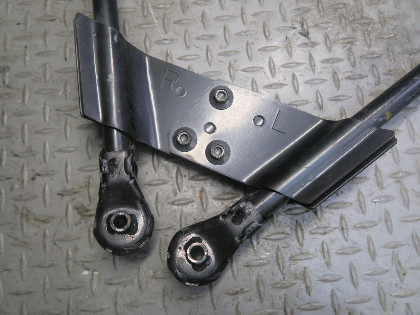 09-20 Nissan Z34 370Z Rear Suspension Subframe Crossmember Brace Bracket OEM