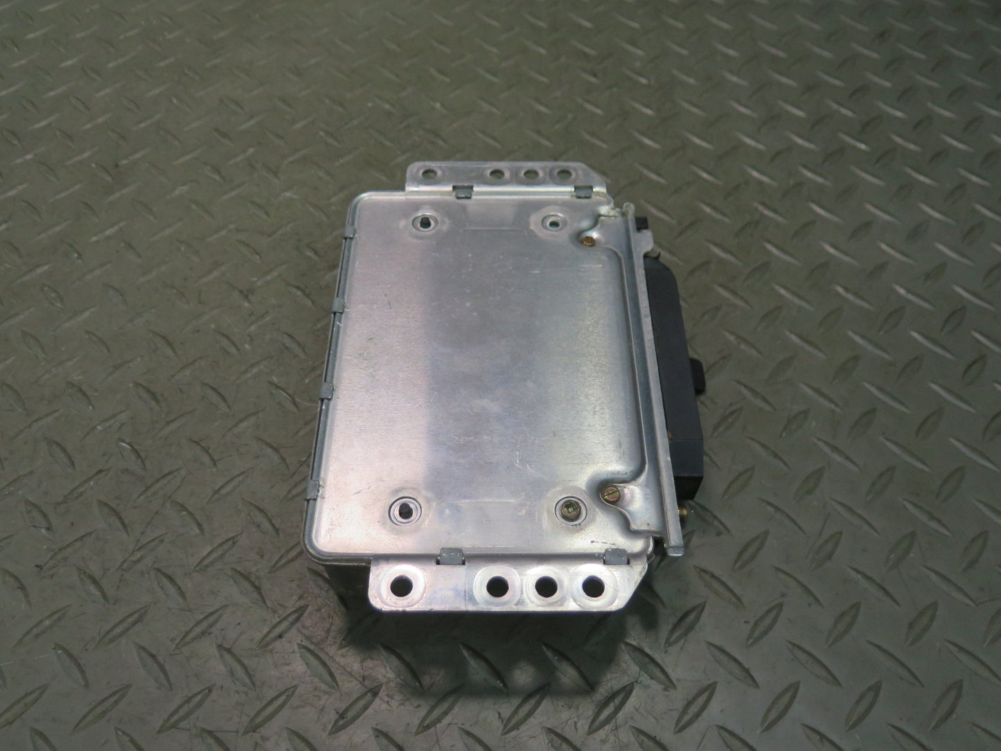 1985-1986 Porsche 928 Ignition Control Module Unit 92861812405
