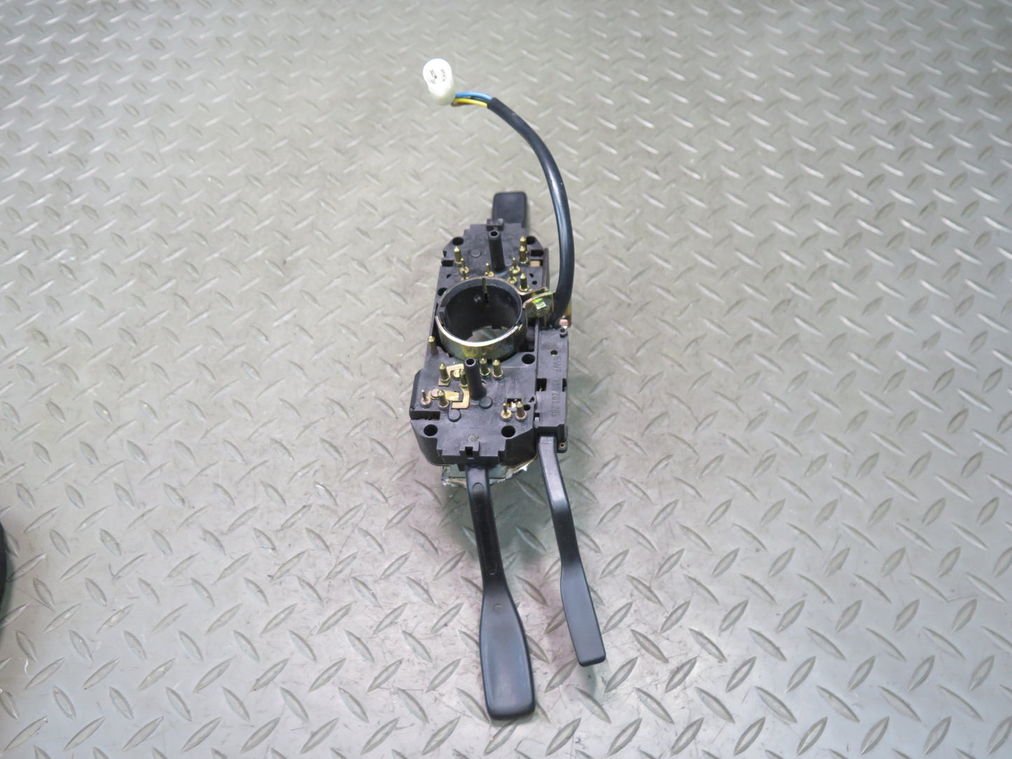 1986 Porsche 928 Steering Column Turn Signal Wiper Cruise Multi Switch
