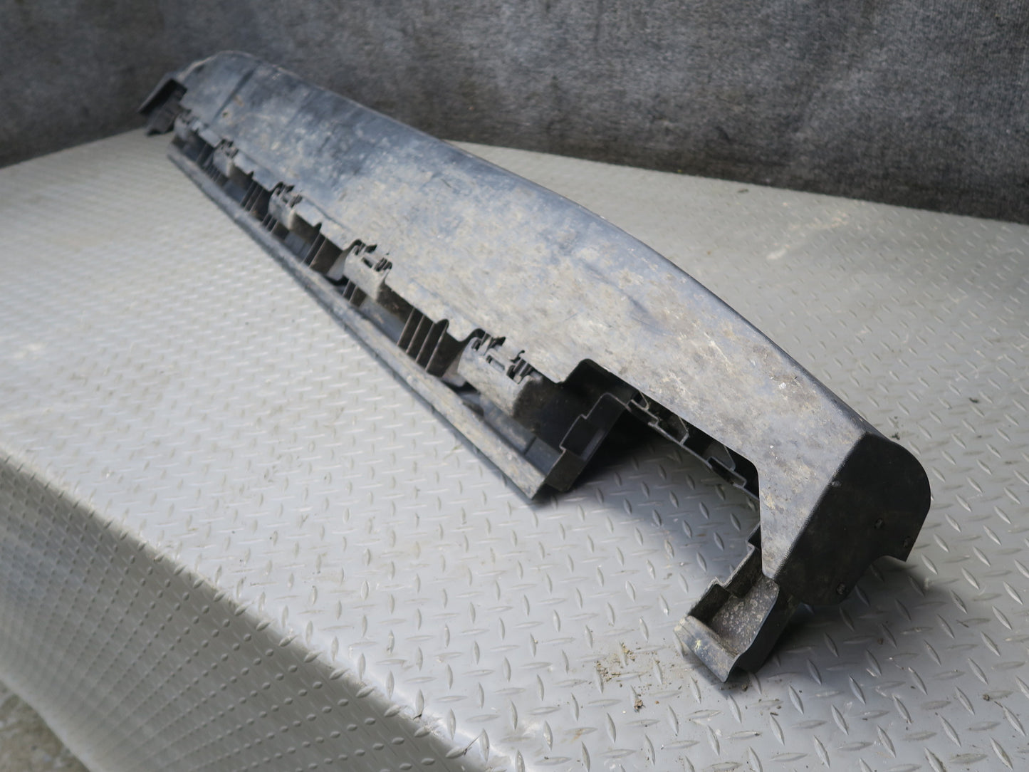 12-15 Mercedes W166 Ml-class Left & Right Running Board Mount Bracket Set OEM