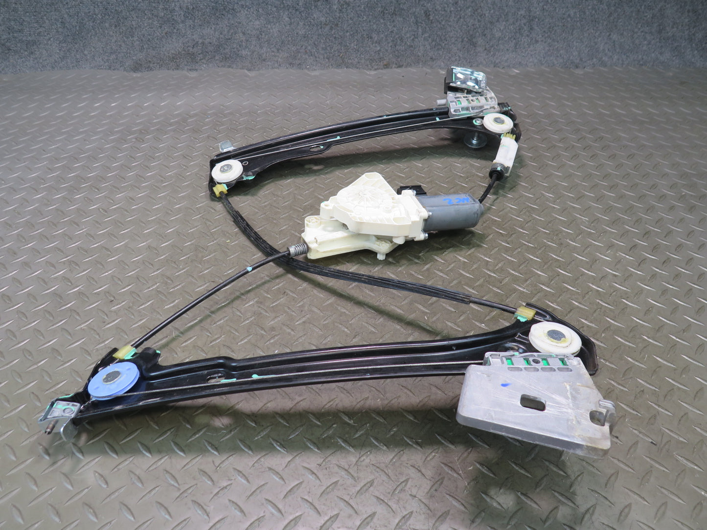 09-20 Nissan 370Z Z34 Front Right Passenger Door Window Regulator w Motor OEM