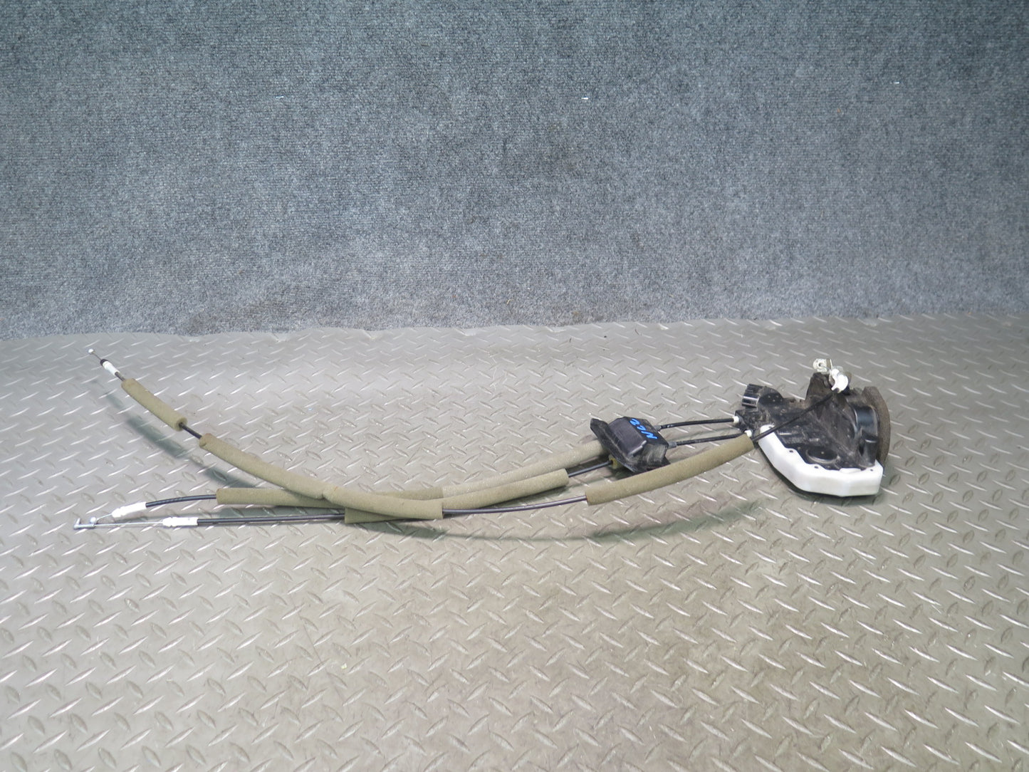 09-20 Nissan 370Z Z34 Front Right Passenger Door Lock Latch Actuator OEM