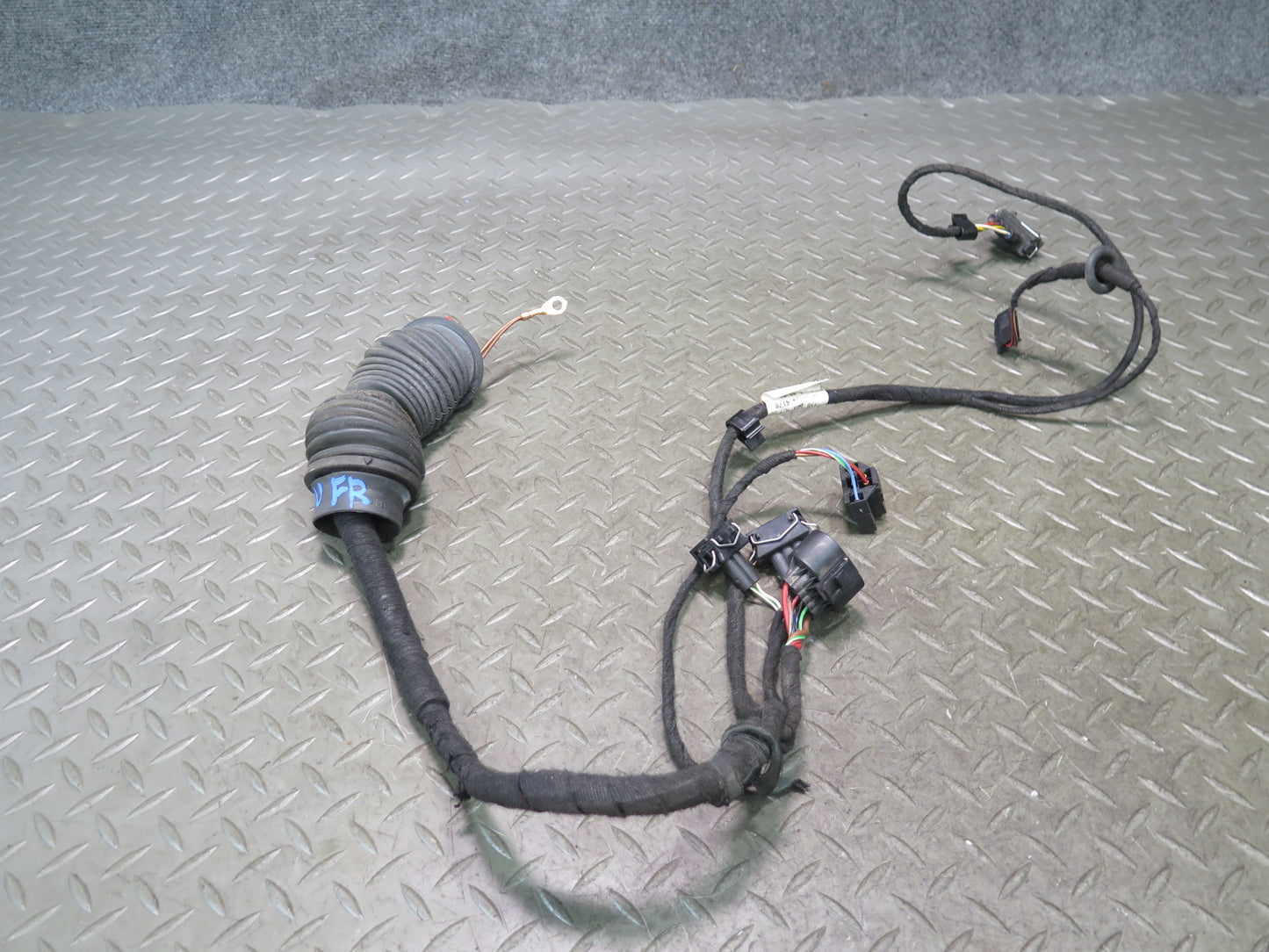01-03 VW Eurovan T4 Front Right Door Wire Wiring Harness 7D0971120EN OEM