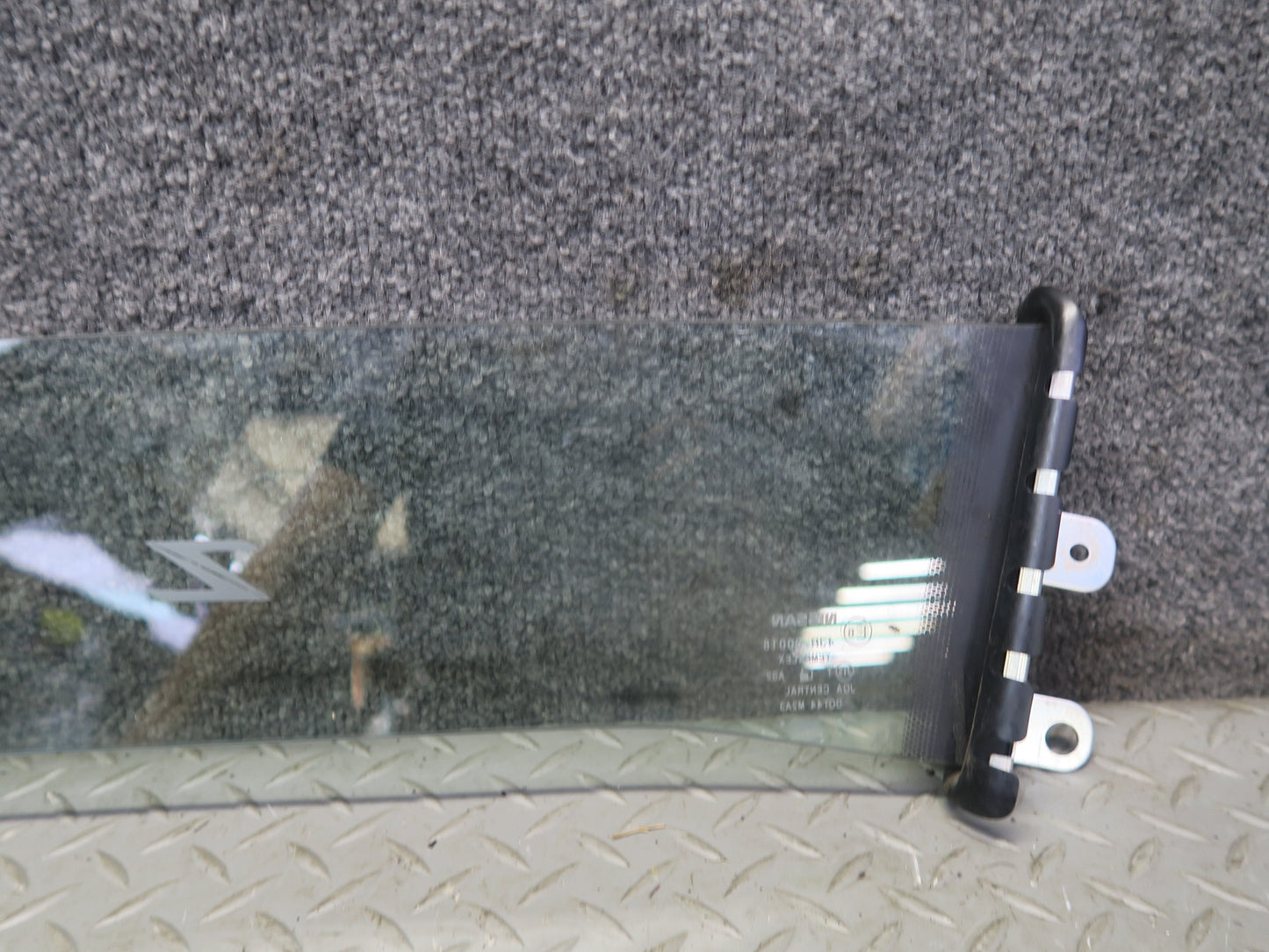 10-19 Nissan 370Z Z34 Convertible Rear Glass Air Wind Deflector Panel OEM