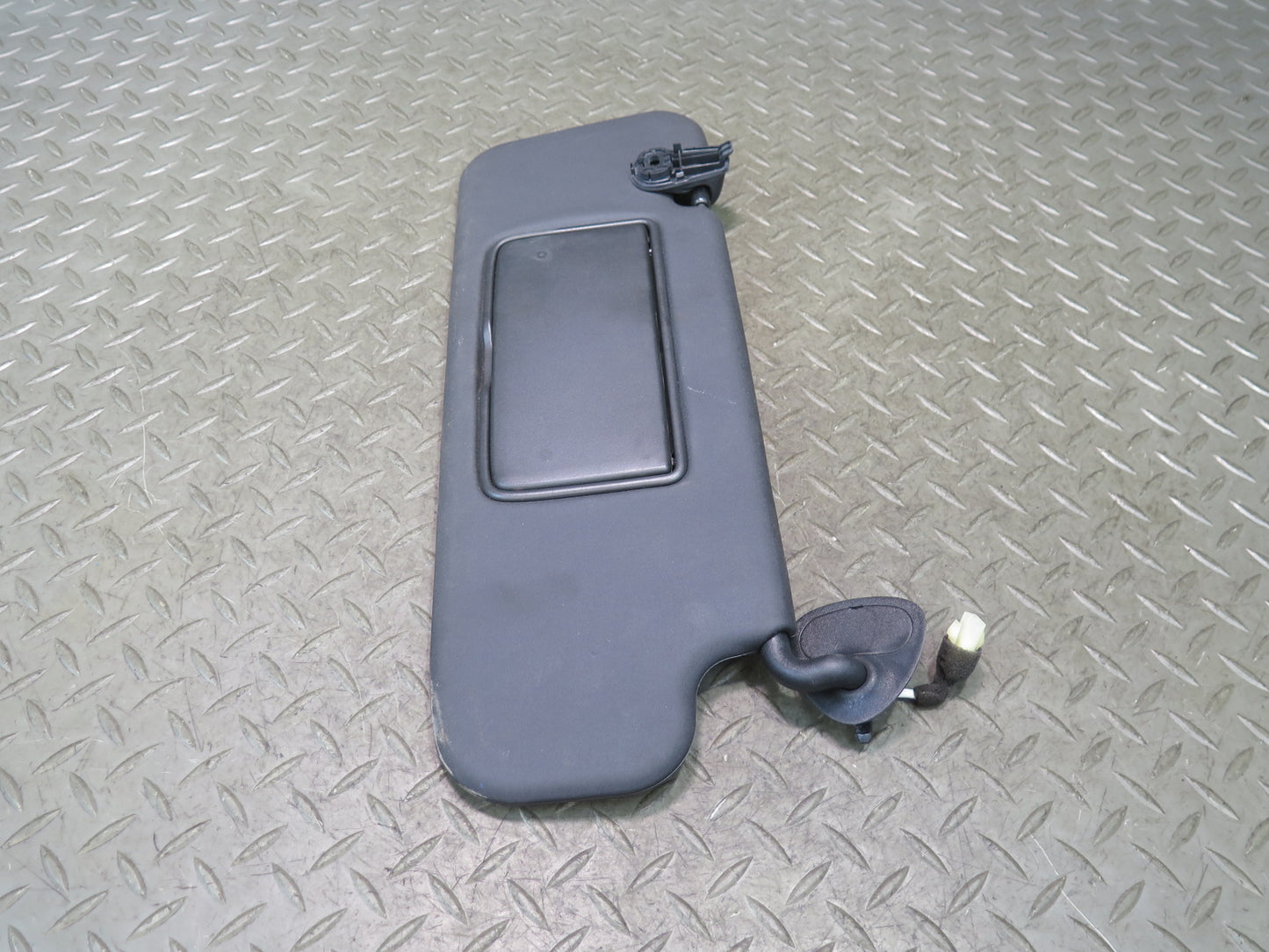 10-19 Nissan Z34 370Z Convertible Set of 2 Front Left & Right Sun Visor OEM