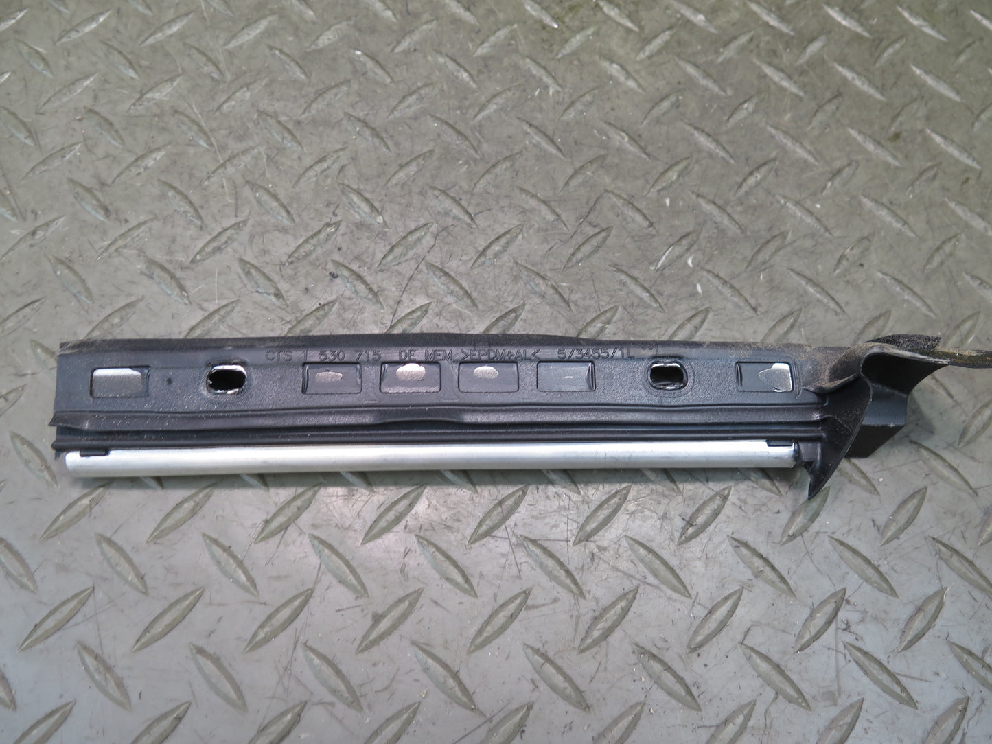 10-19 Nissan Z34 370Z Convertible TOP Roof Weatherstrip Rubber Seal Set OEM