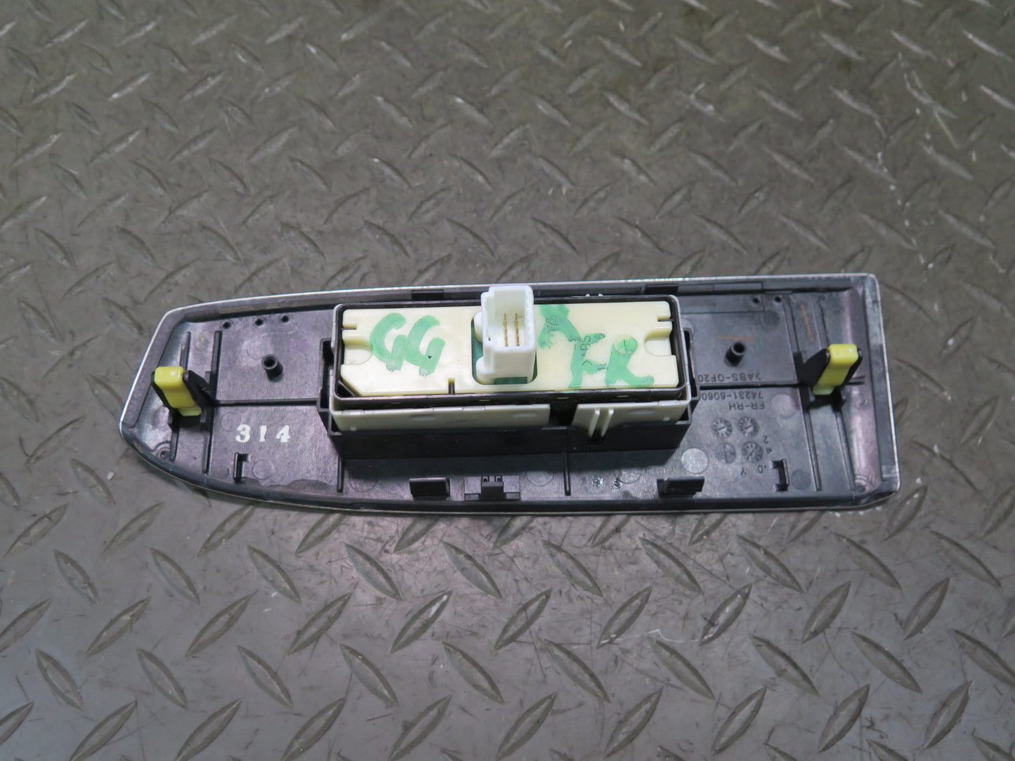 2010-2013 Lexus URJ150L GX460 Front Right Door Power Window Switch w Trim