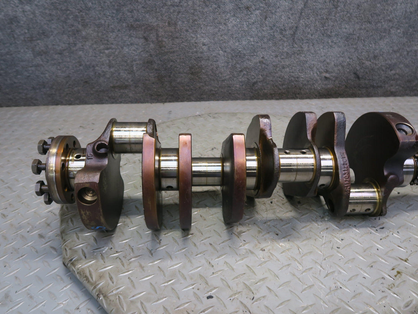 86-91 Mercedes W126 560SEC 560SEL M117 Engine Crankshaft 1170312701 OEM