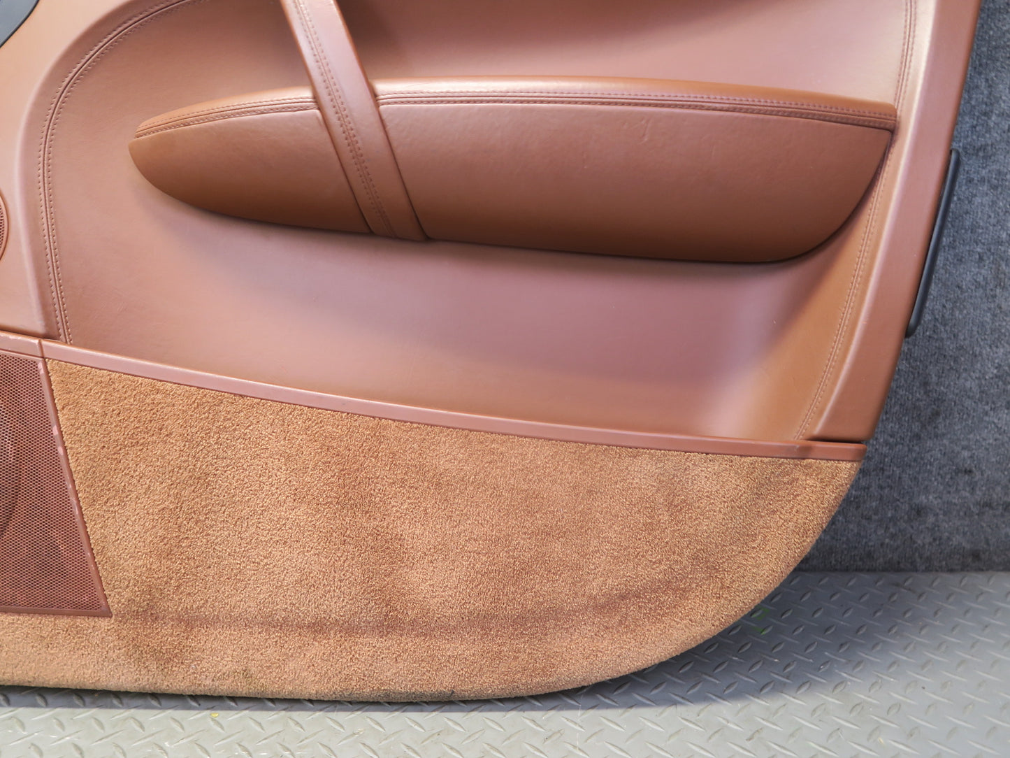 2008-2010 Porsche Cayenne 957 Front Door Interior Trim Panel Chestnut Set of 2