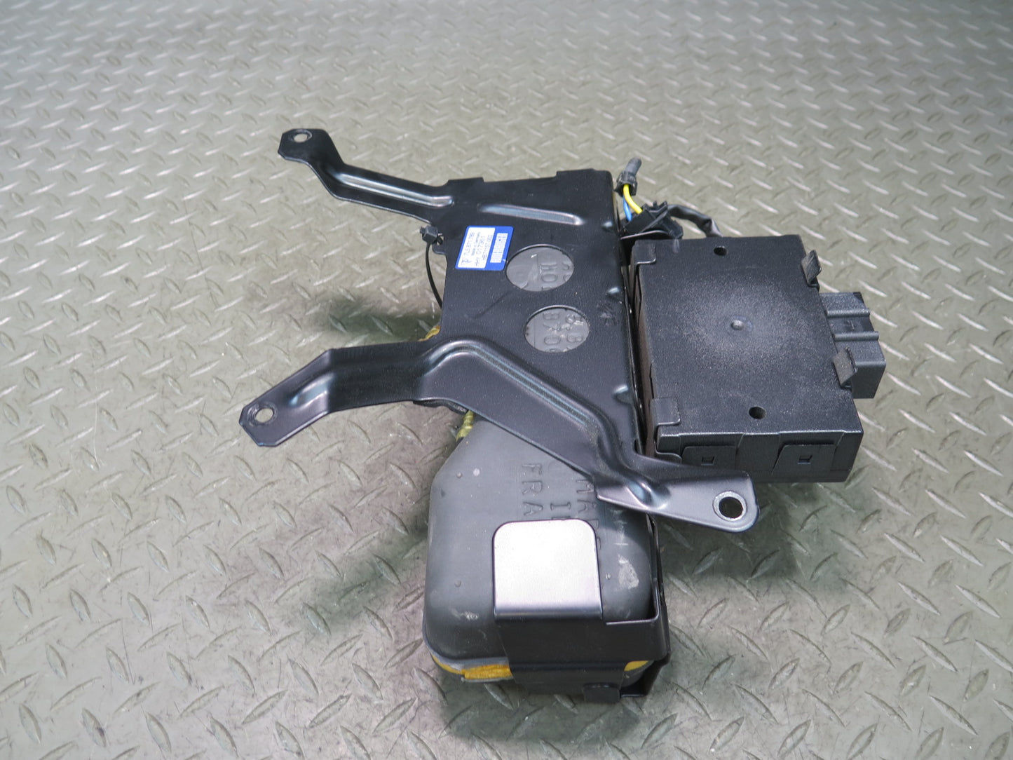 2008-2010 Porsche Cayenne 957 Rear Tailgate Trunk Lid Hydraulic Pump Motor