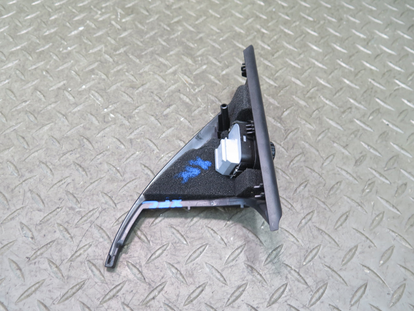 2003-2010 Porsche Cayenne 957 Side View Heated Mirror Control Switch w Trim