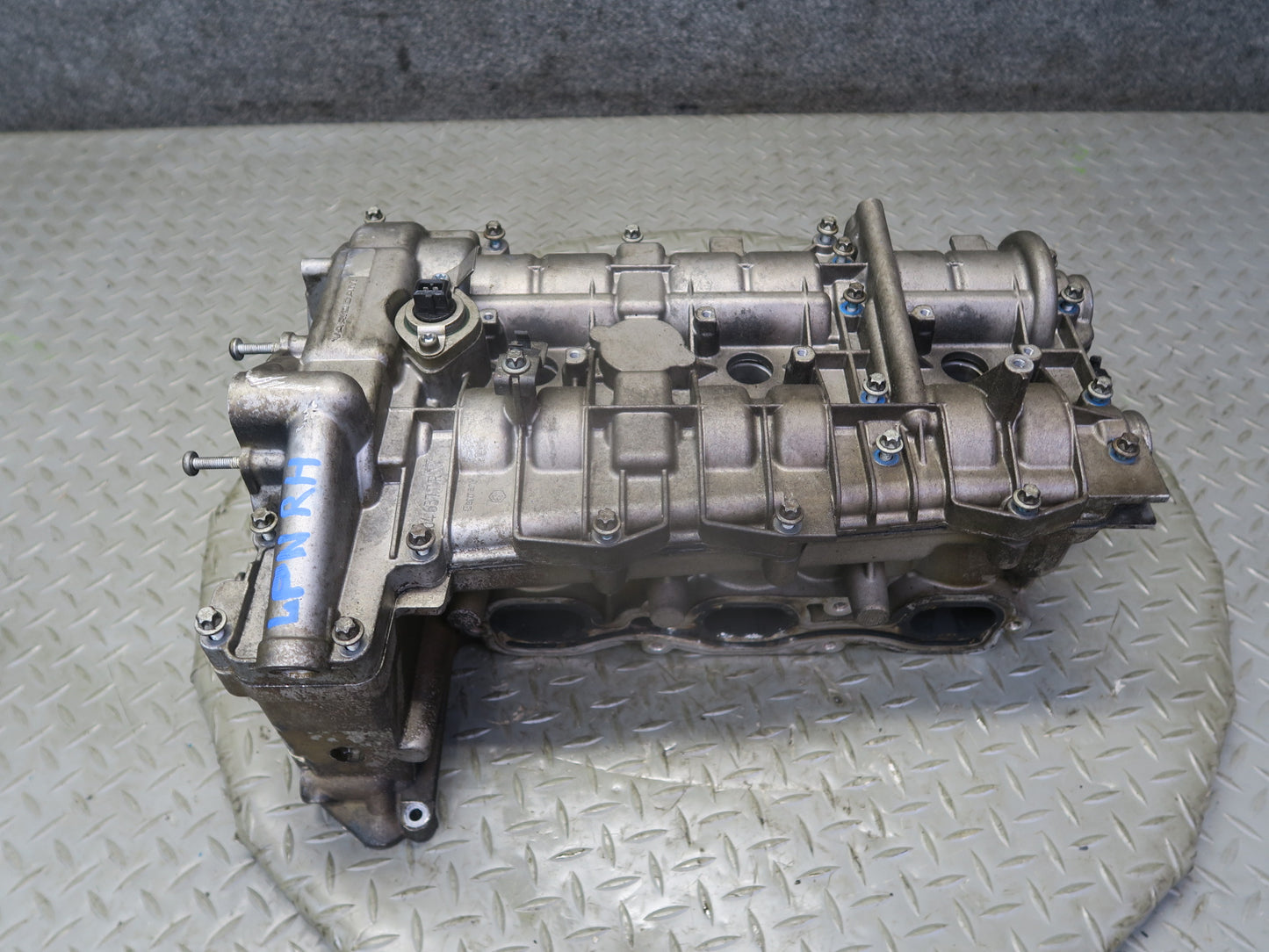 1999 Porsche 911 3.4L M96.01 Engine Right Cylinder Head w Camshafts & Cover 19k