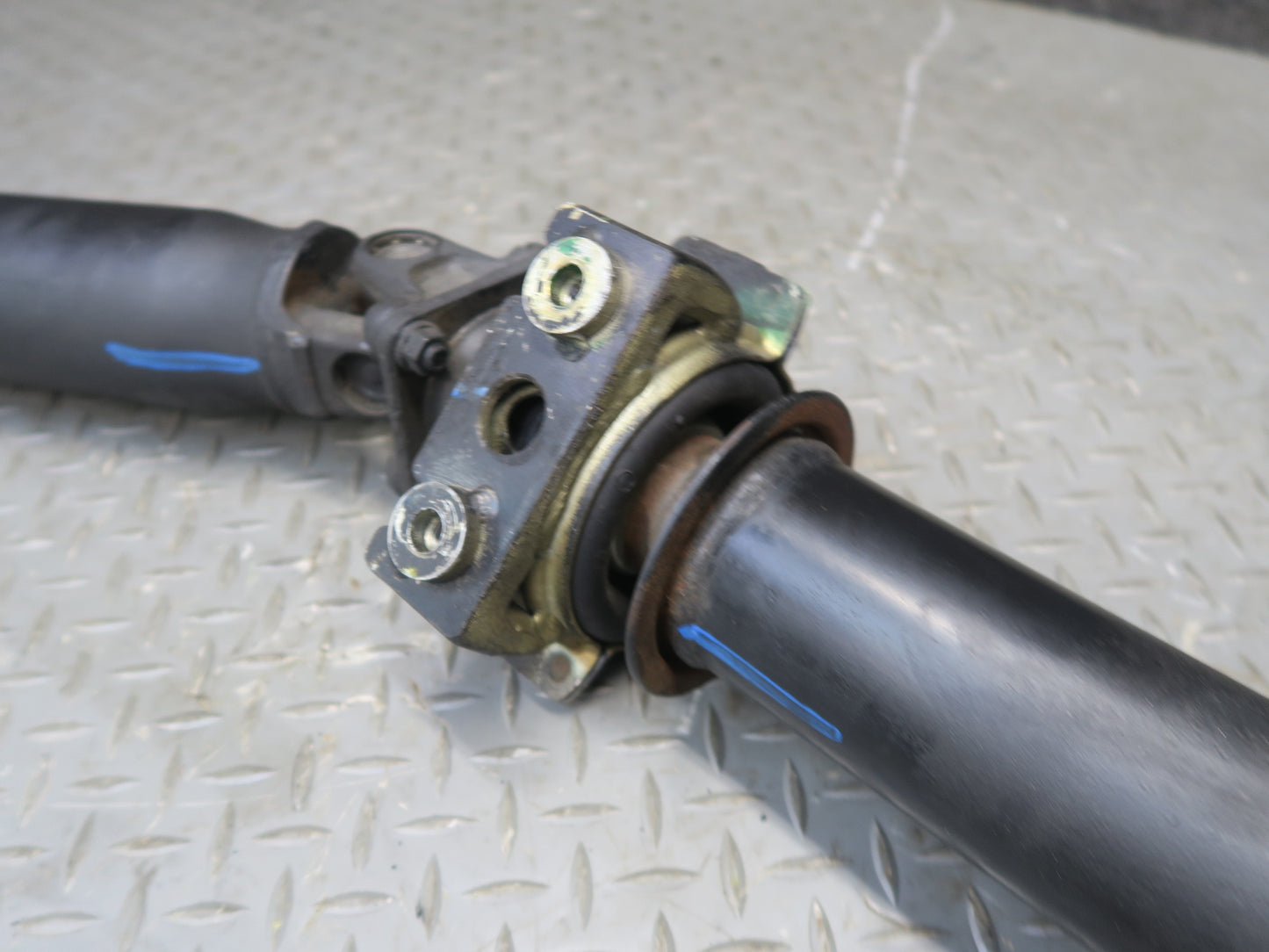 84-88 Toyota Cressida MX73 Sedan A/T Rear Drive Shaft Driveshaft 45K Miles OEM