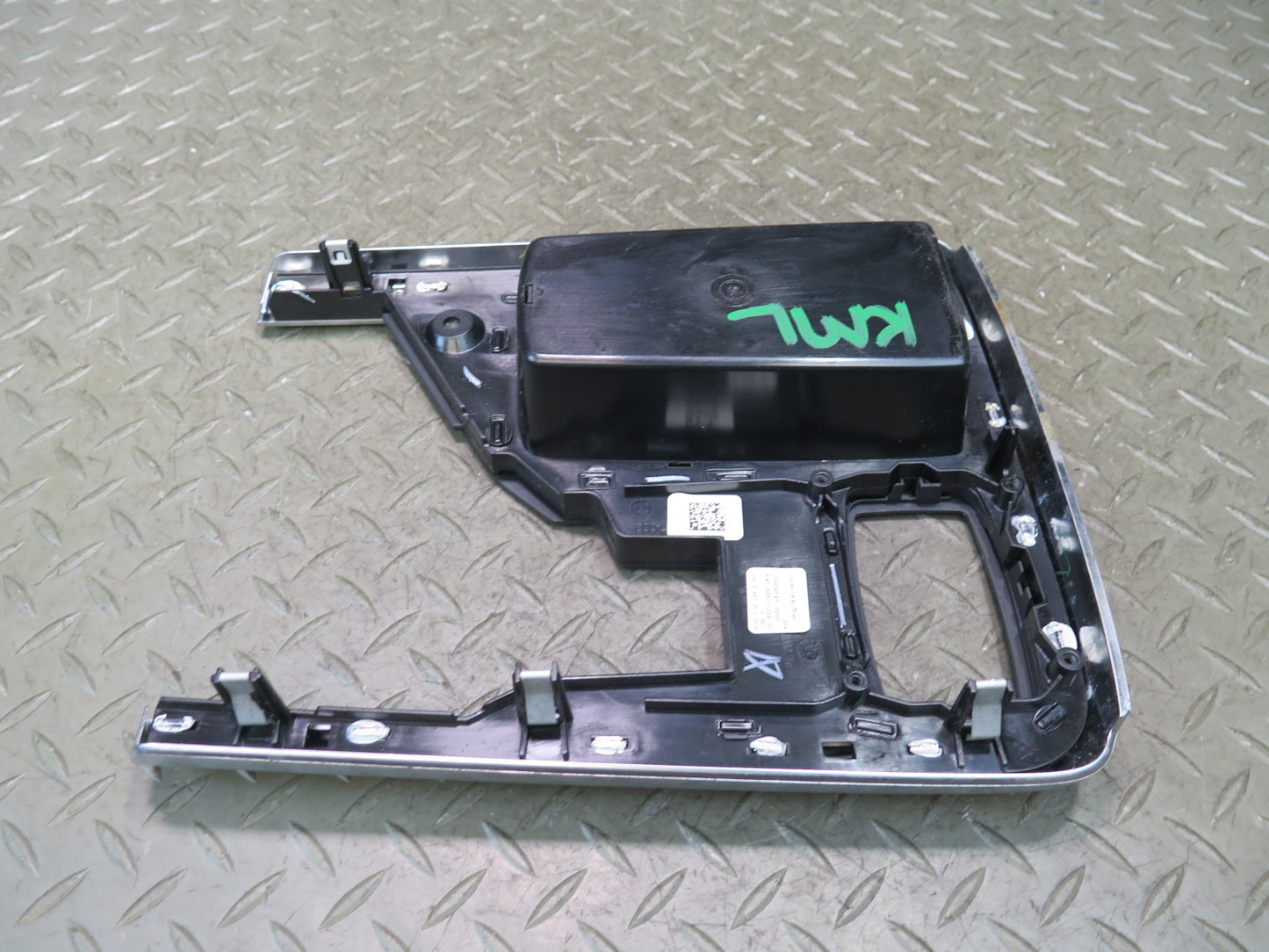 12-15 Mercedes W166 Ml-class Center Console Trim Bezel Cover Panel 16930748 OEM