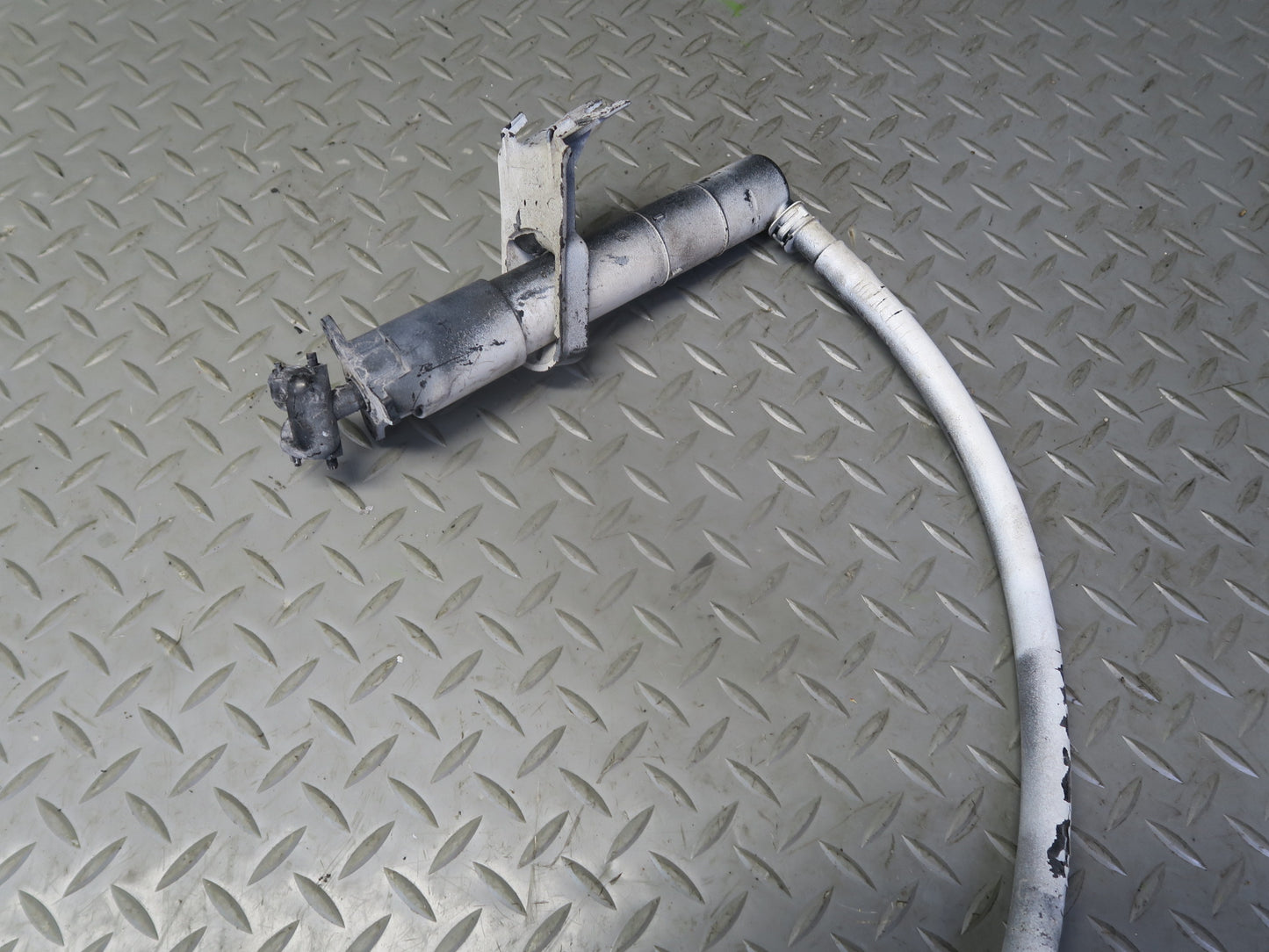 2008-2010 Porsche Cayenne 957 Headlight Washer Nozzle Spray JET Hose Tube Set