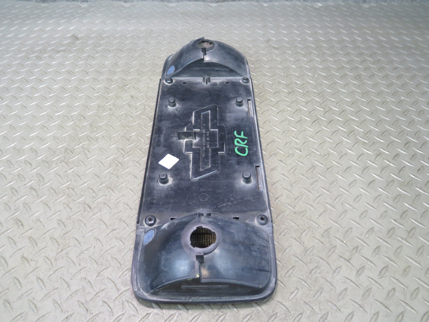 03-06 Chevrolet SSR Rear Reverse Light License Plate Holder 16524094 OEM